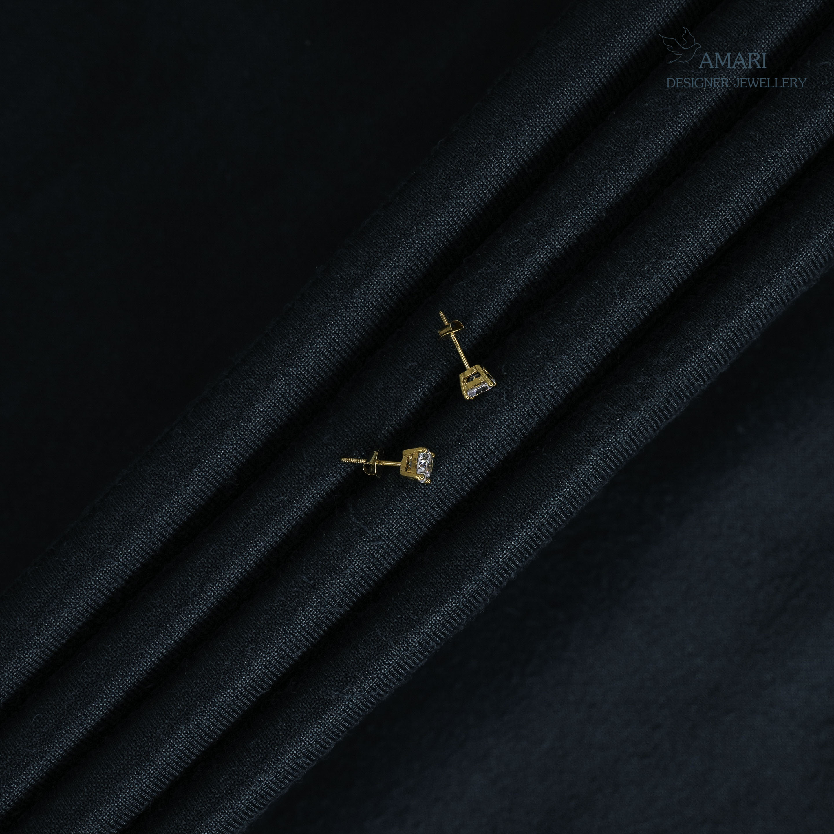 Gold Earring Nine KT -