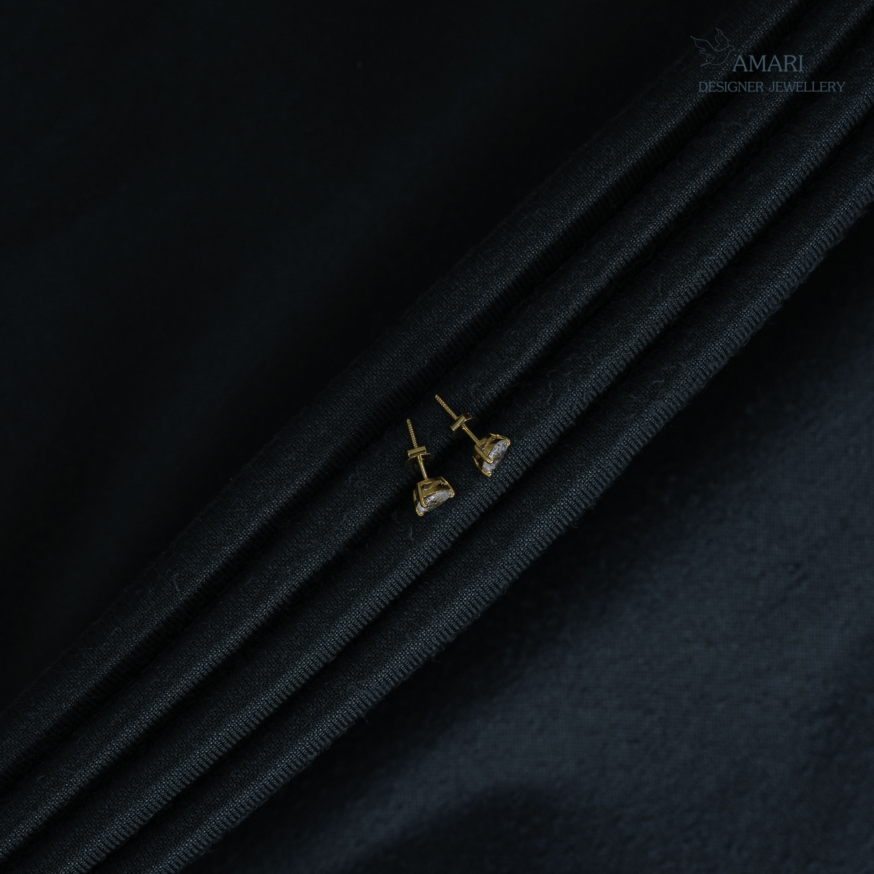 Gold Earring Nine KT -