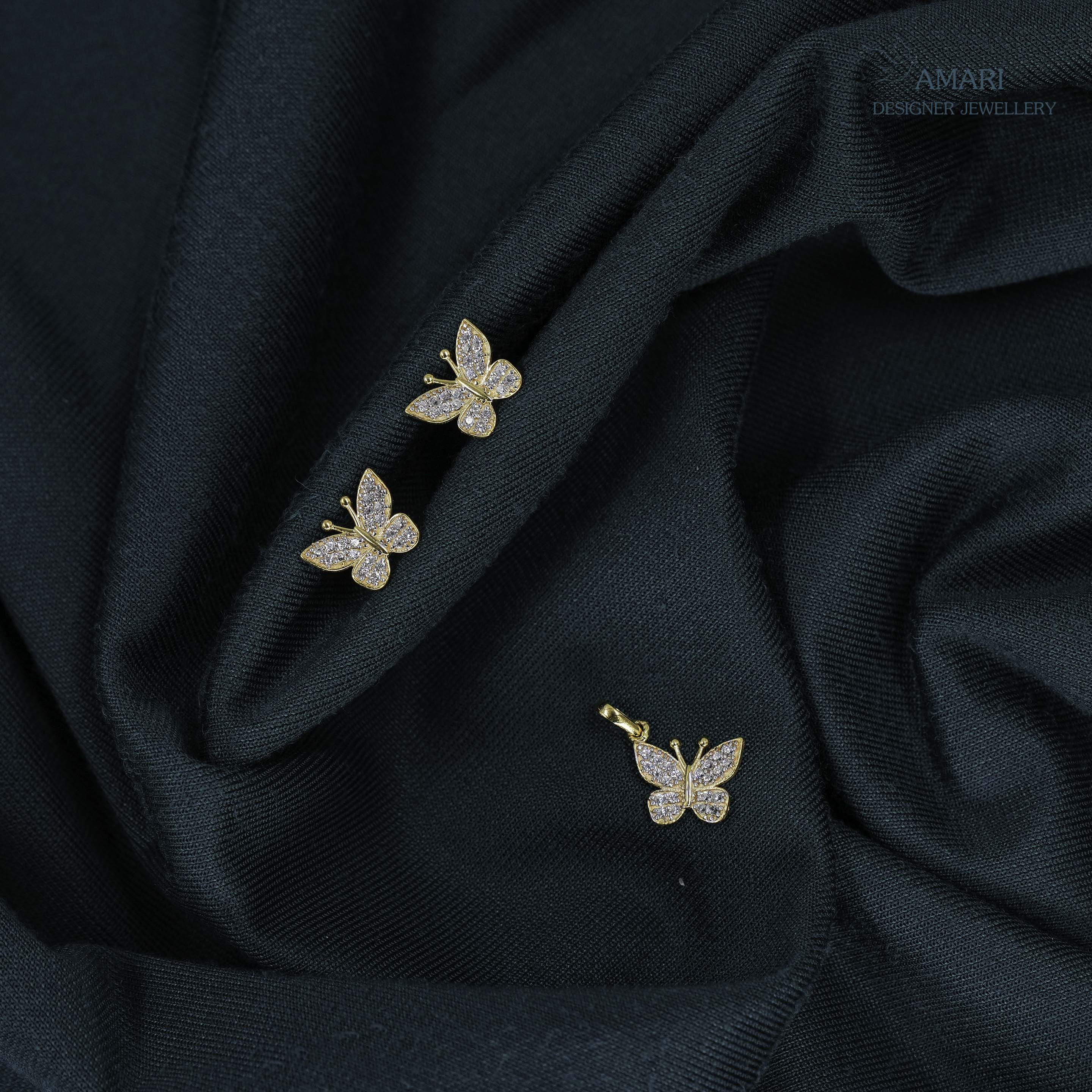 Gold Pendent Set Nine KT -