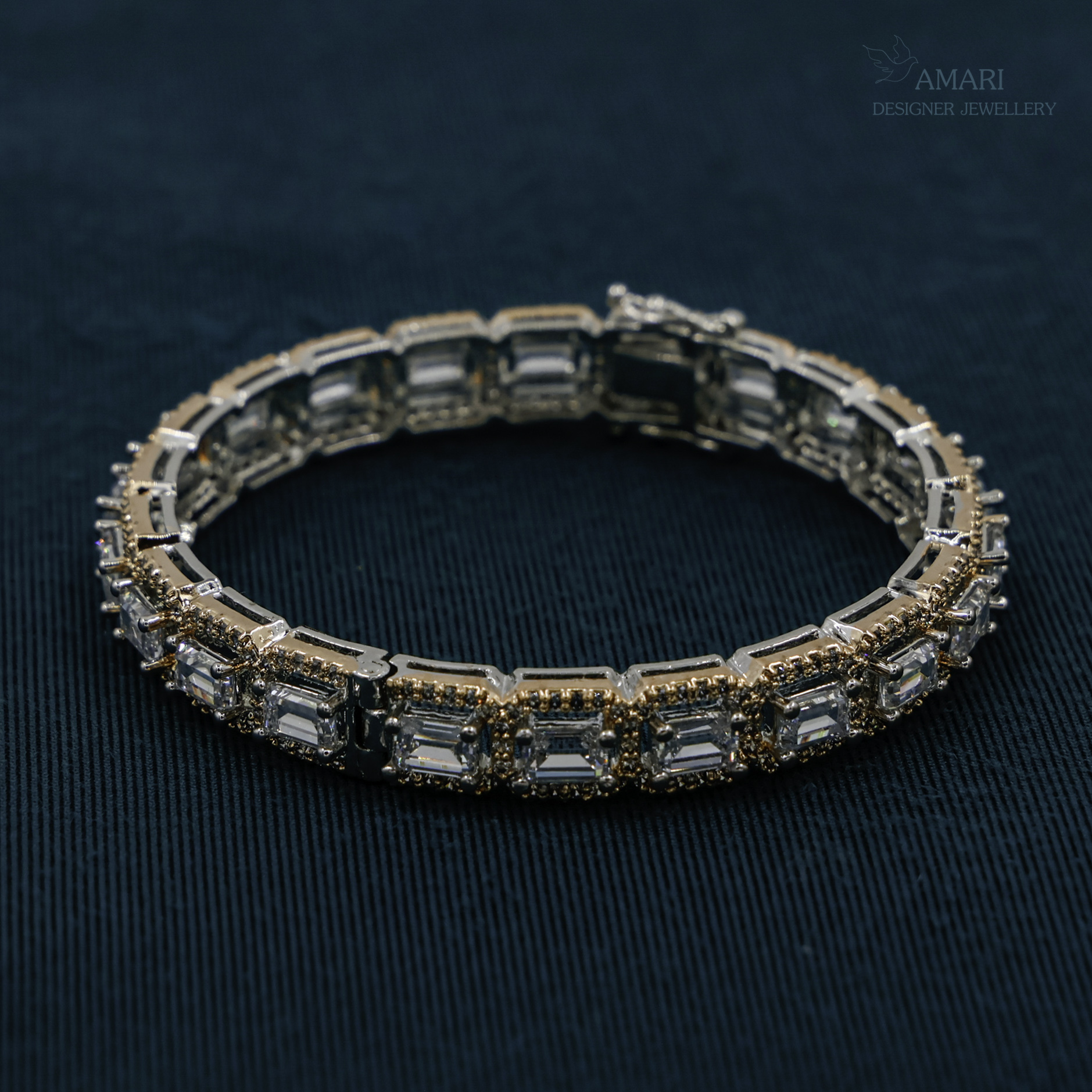 Elegant Square Design Silver Bangles -