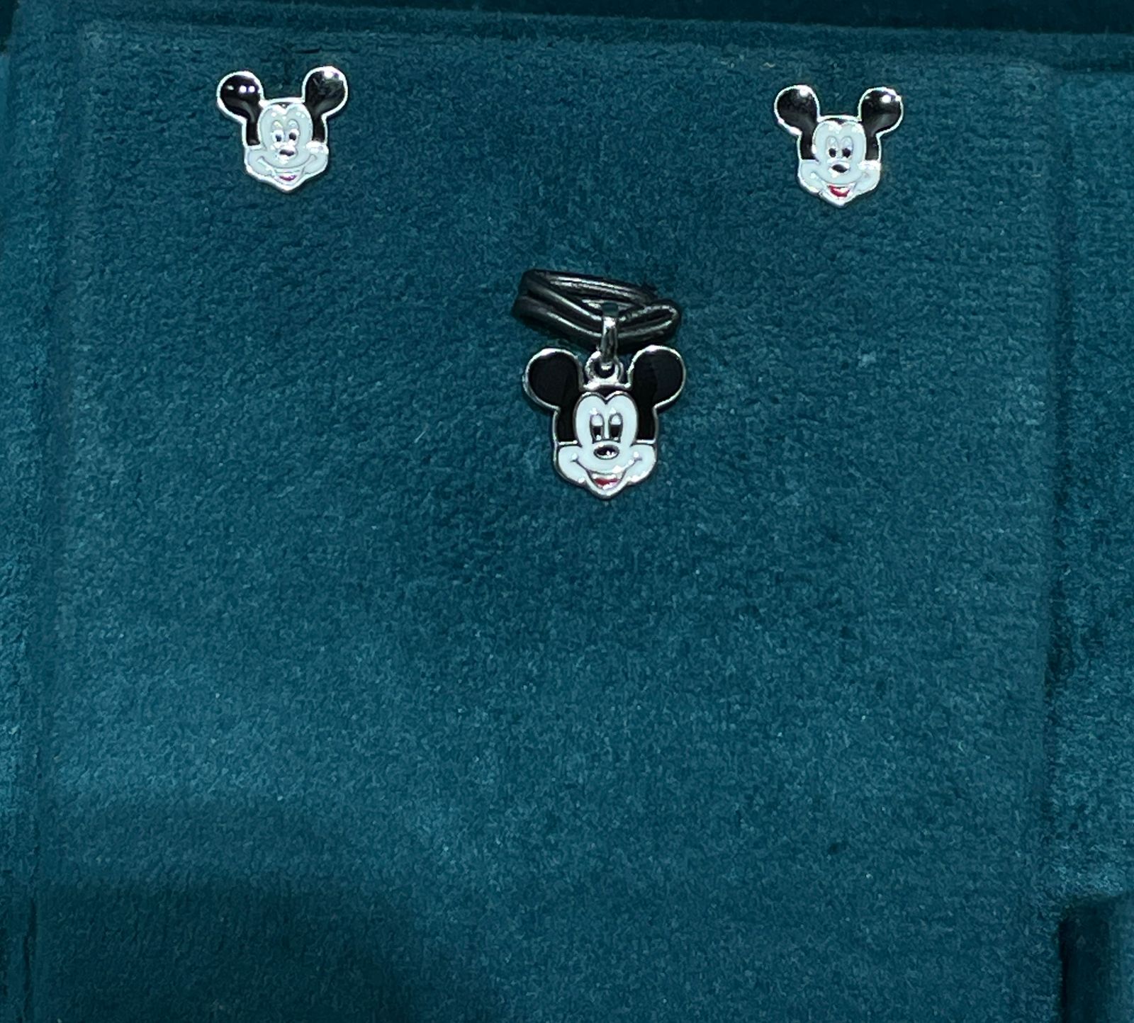 Small Micky Mouse Pendant Set