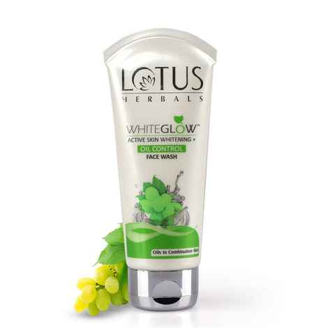 Lotus Herbals Whiteglow Oil Control Facewash