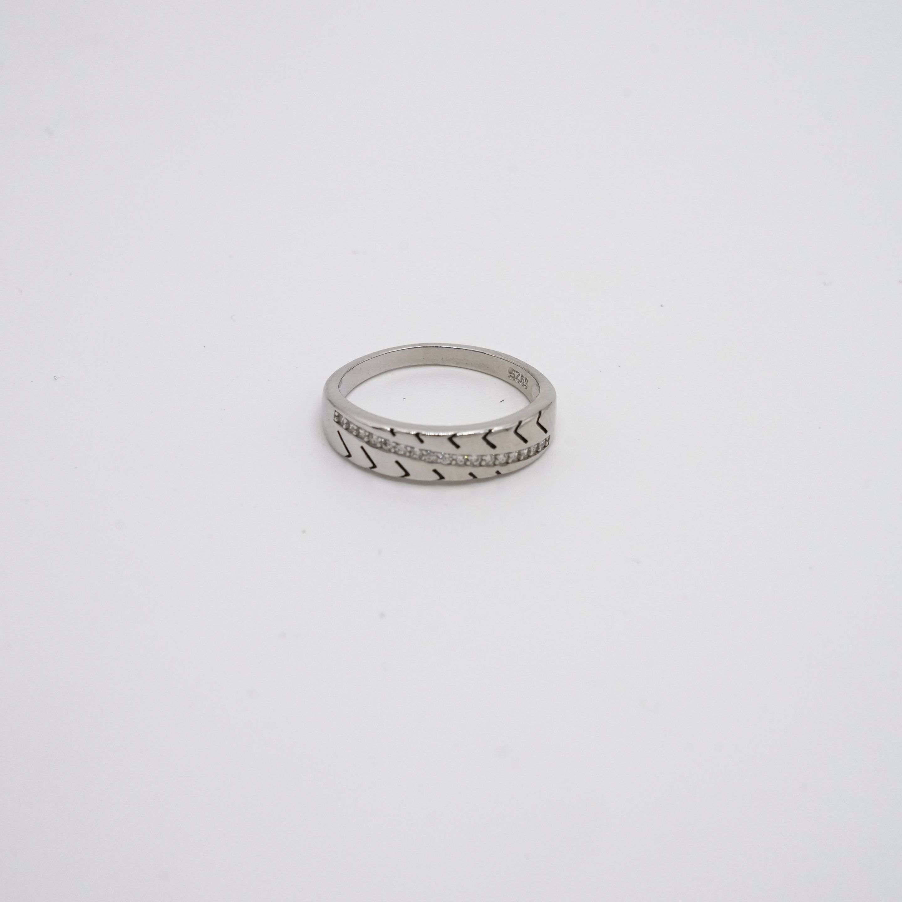 Arham Silver Palace - Silver Band Ring