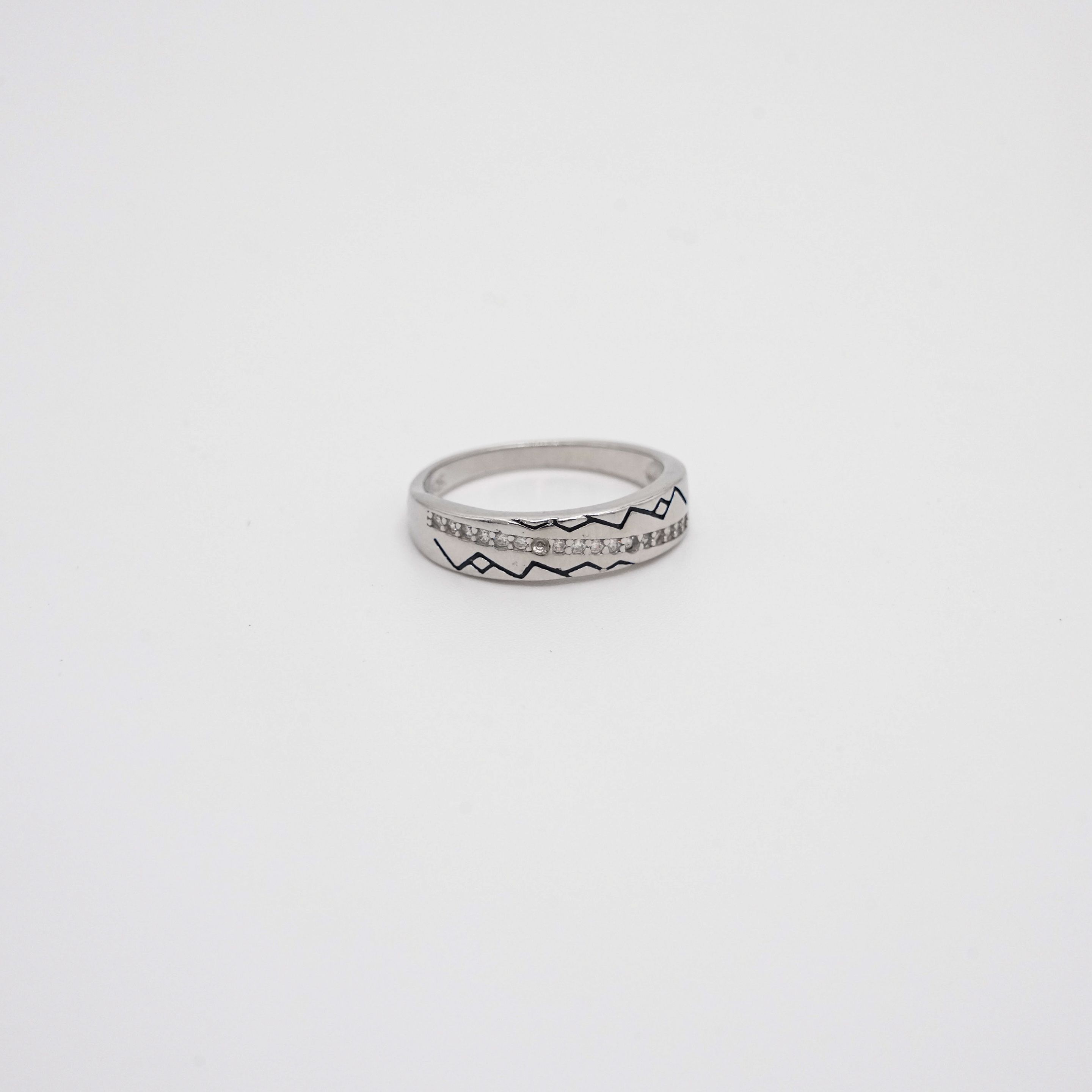 Arham Silver Palace - Silver Pattern Ring