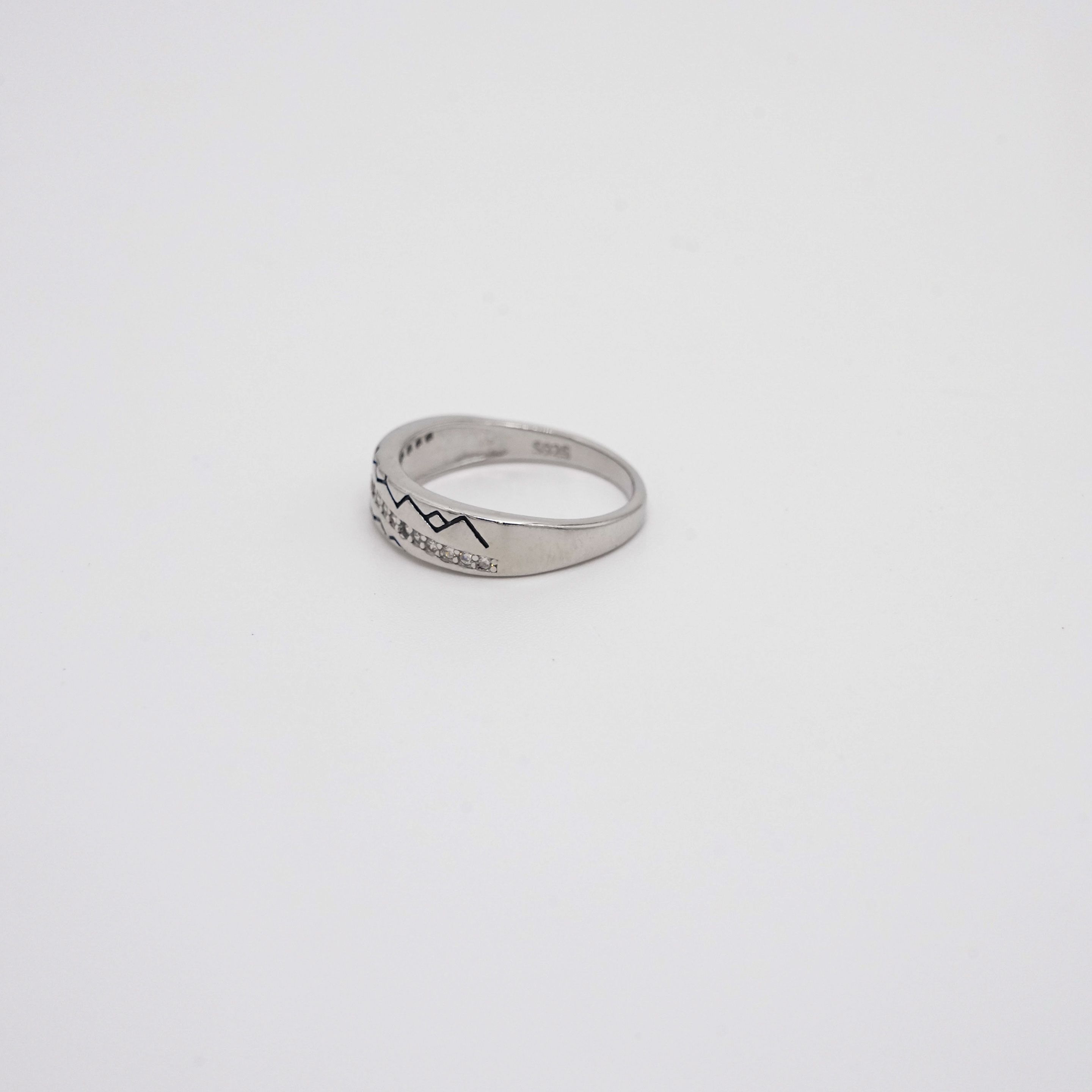 Arham Silver Palace - Silver Pattern Ring