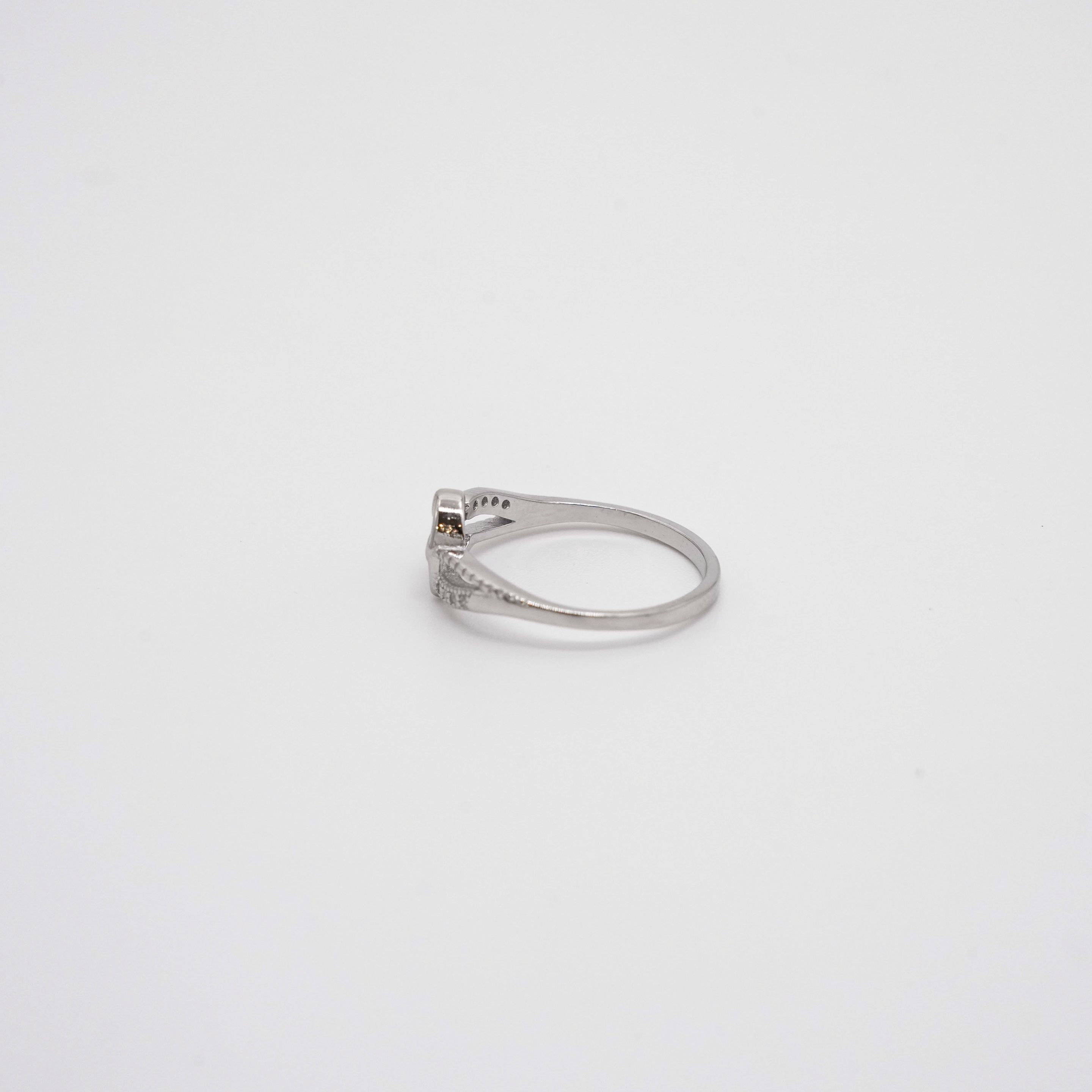 Arham Silver Palace - Silver Heart Ring