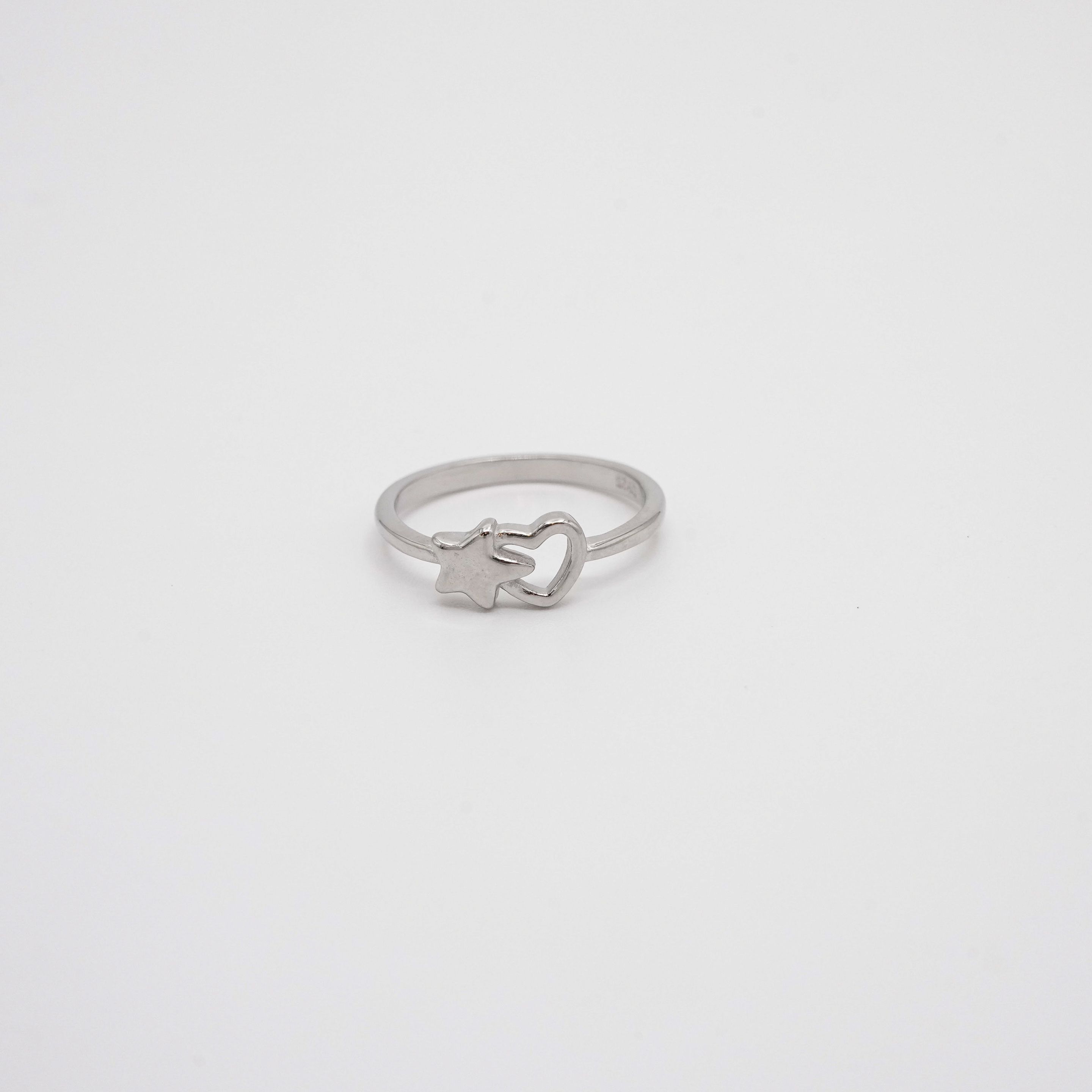 Arham Silver Palace - Star Heart Ring