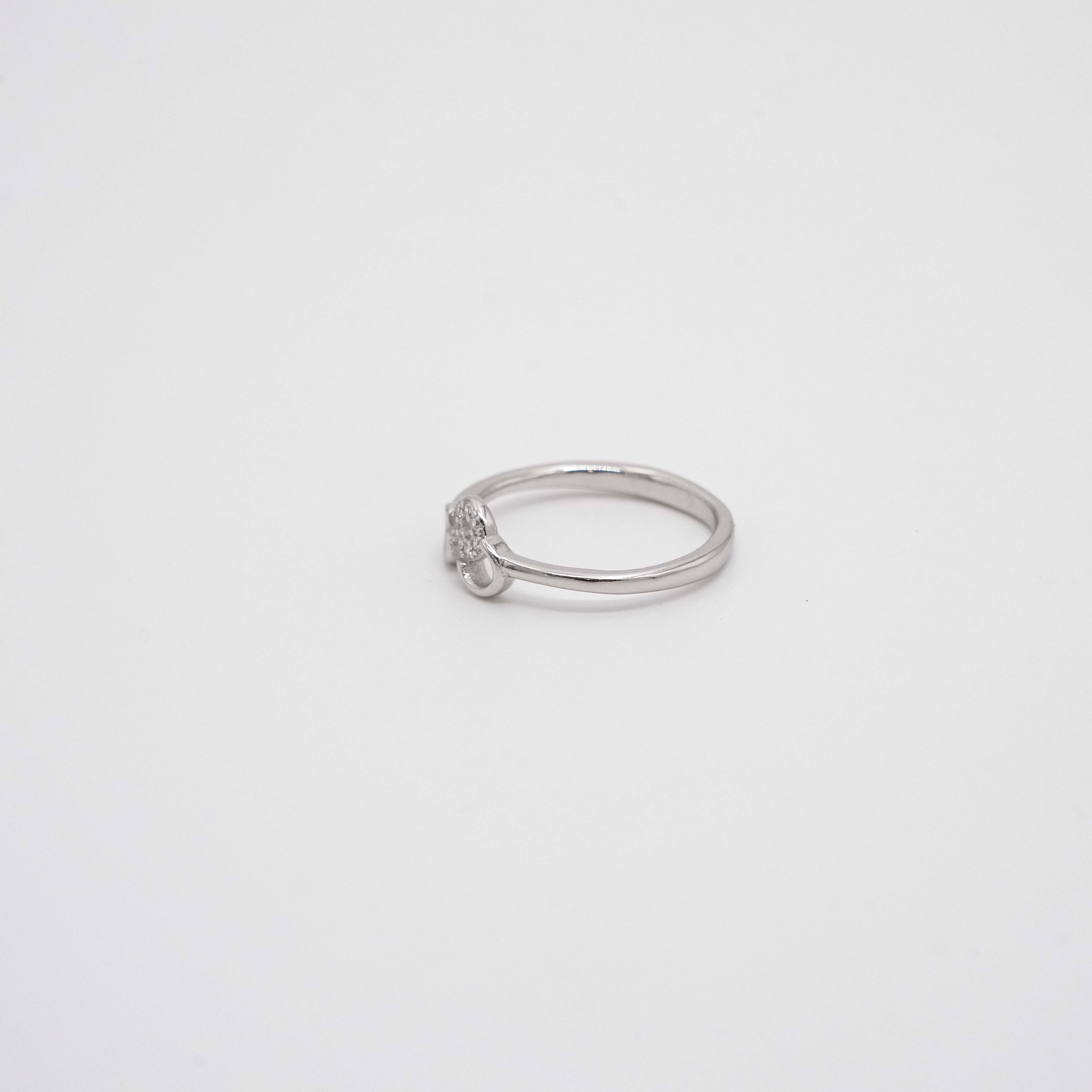 Arham Silver Palace - Silver Circle Ring