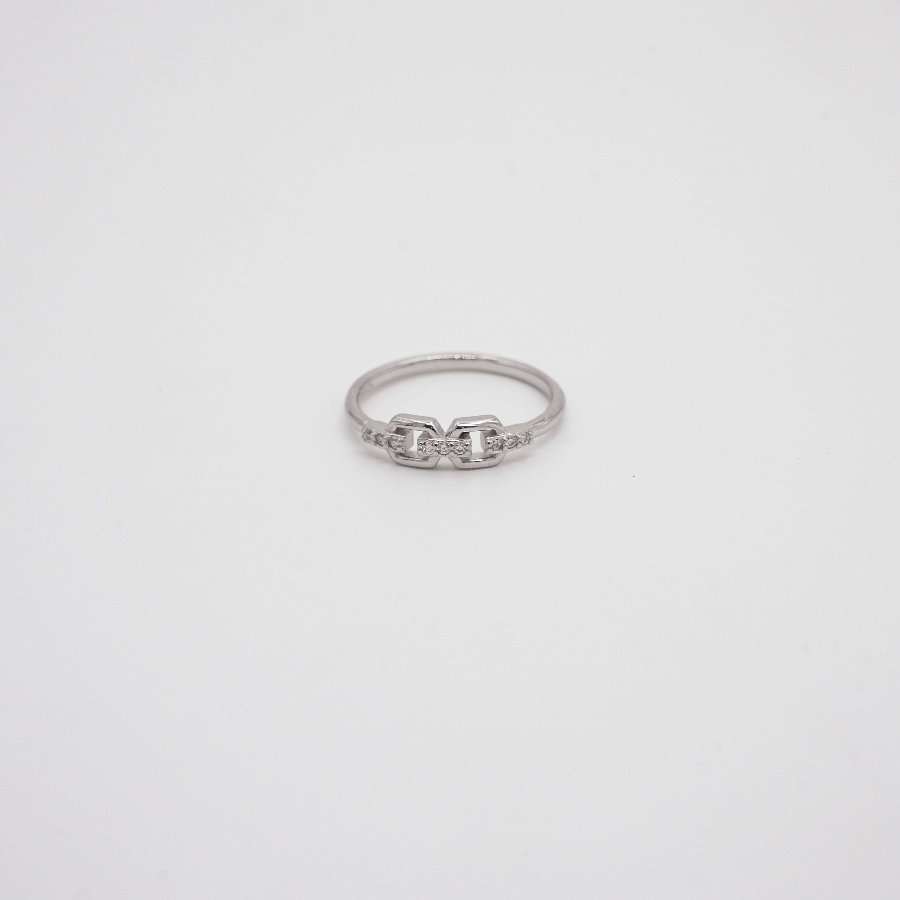 Arham Silver Palace - Silver Link Ring