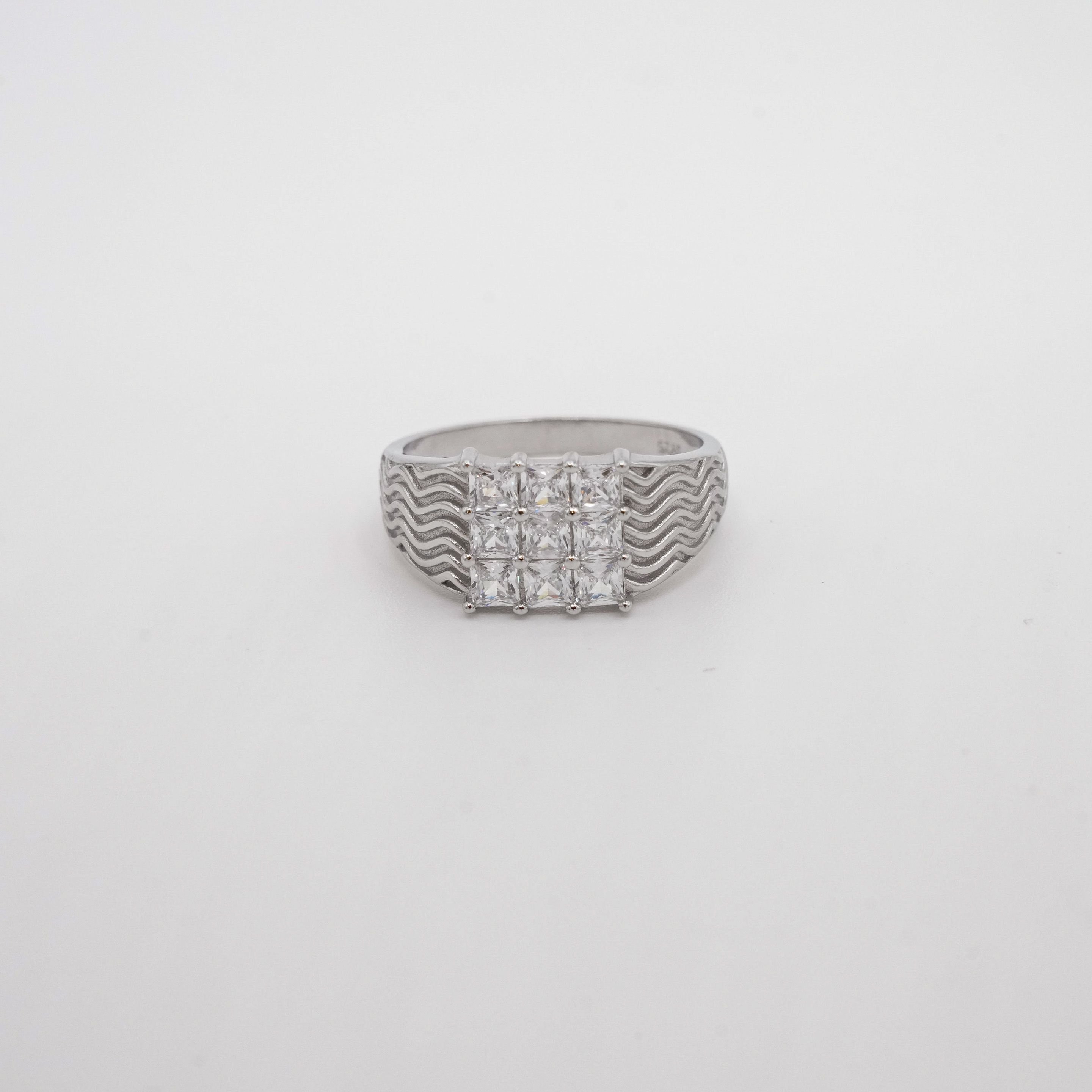 Arham Silver Palace - Silver Stone Ring