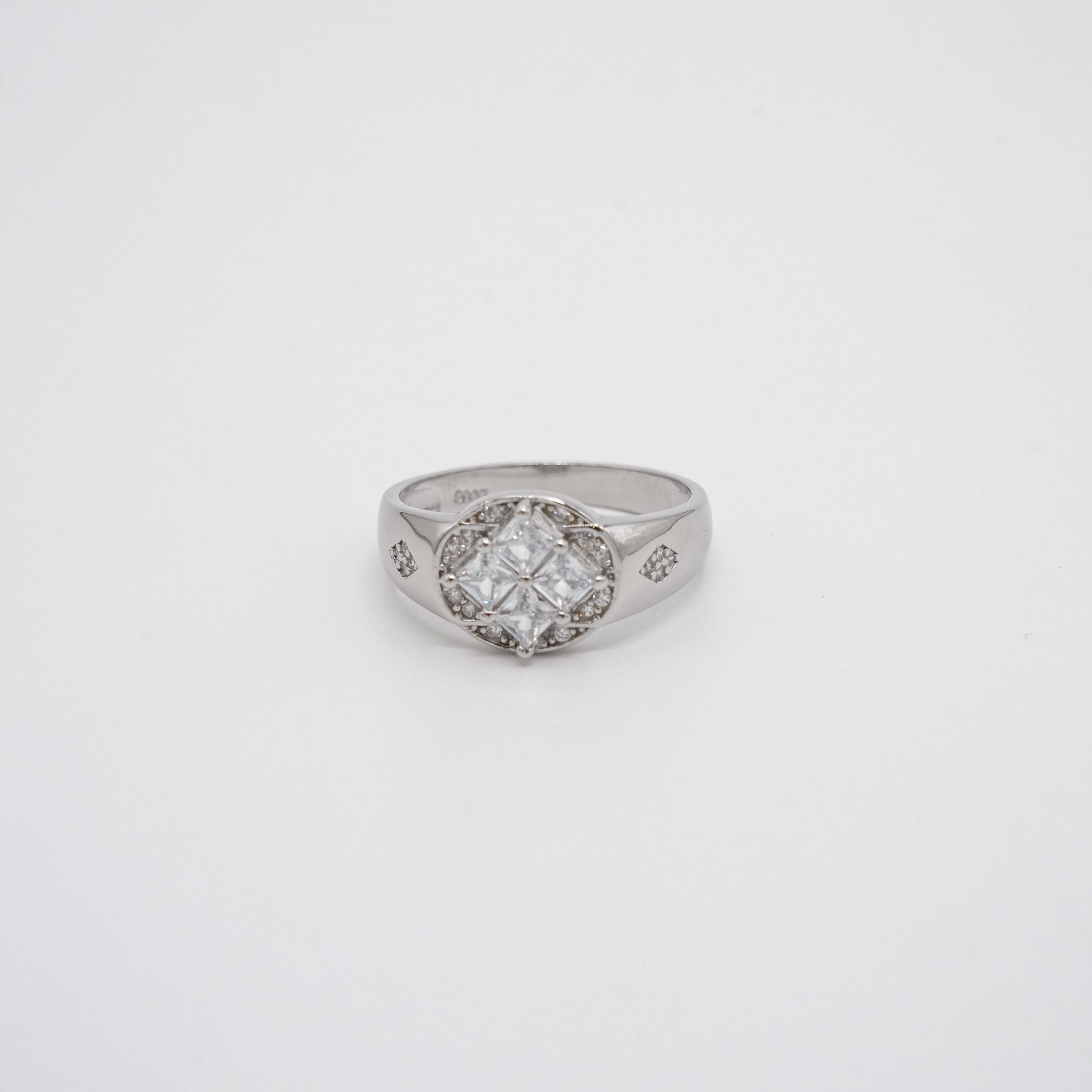 Arham Silver Palace - Silver Square Ring