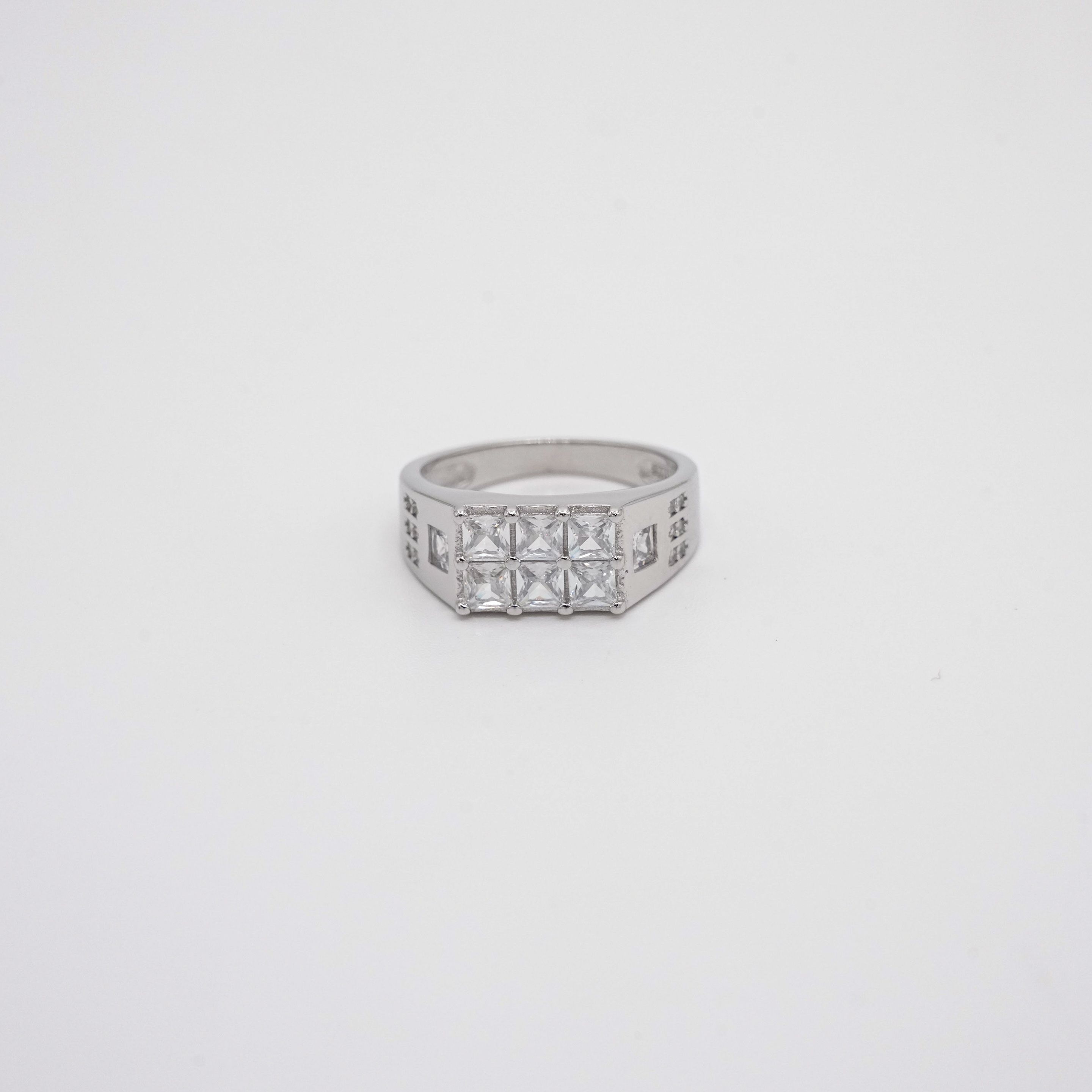 Arham Silver Palace - Silver Cluster Ring