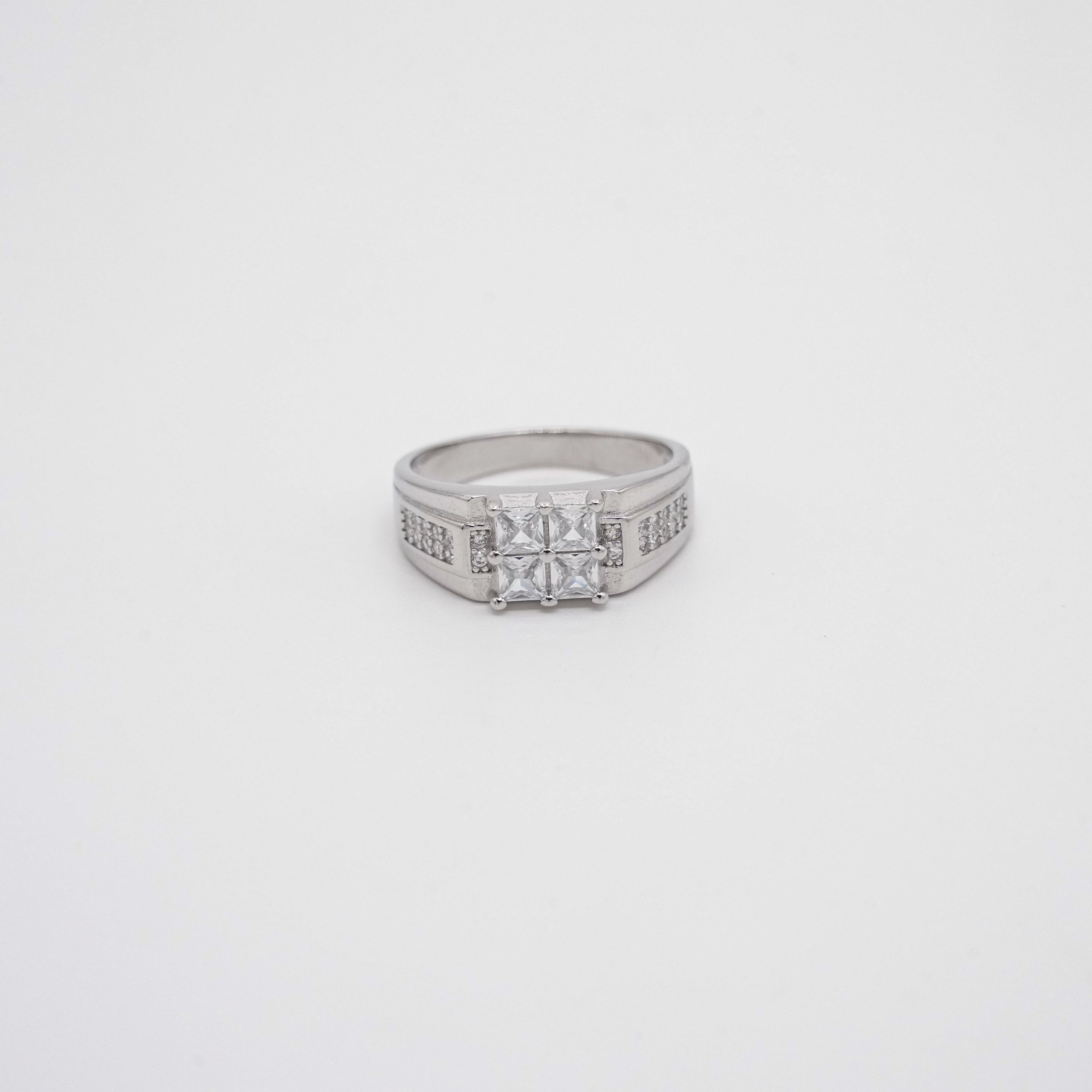 Arham Silver Palace - Silver Men Ring