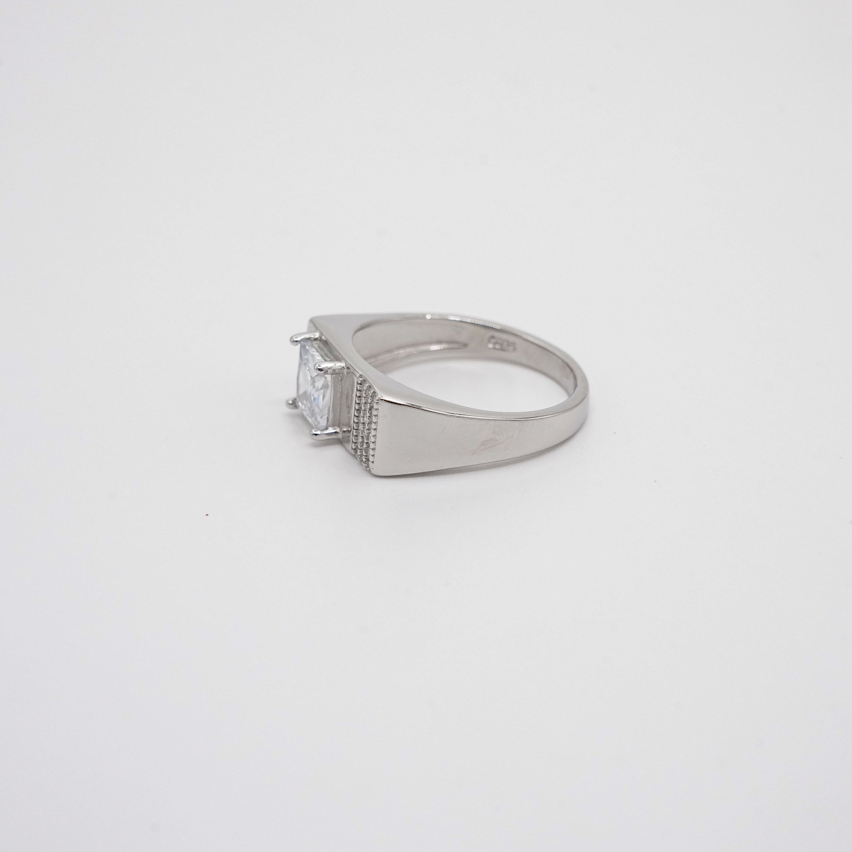 Arham Silver Palace - Silver Mens Ring
