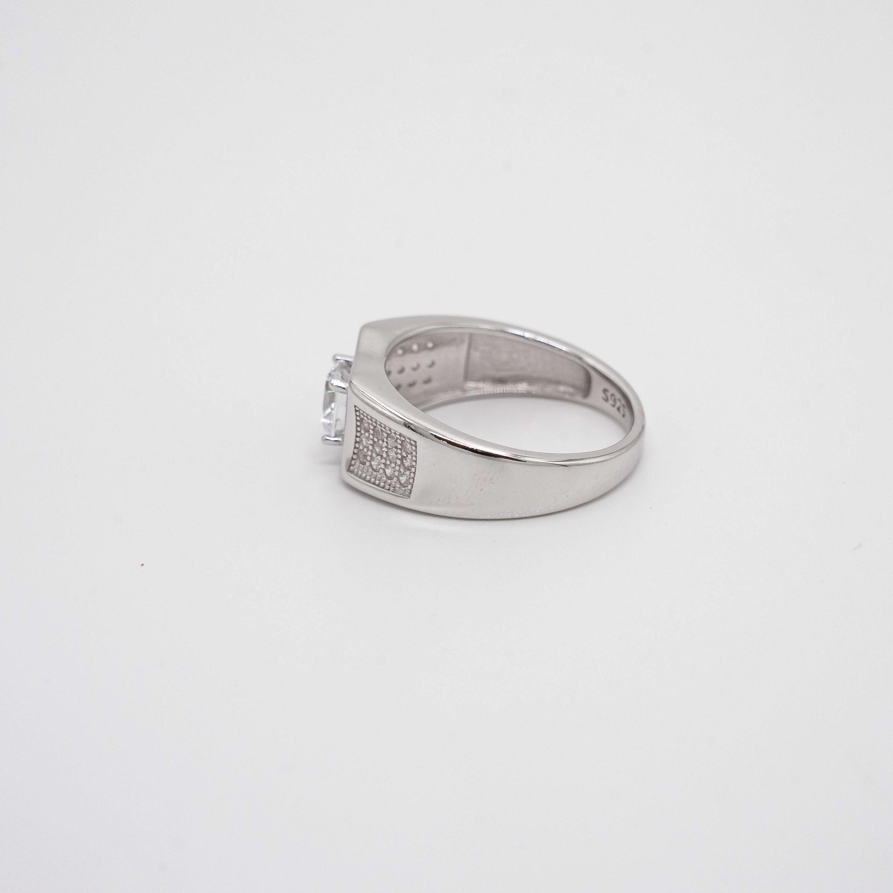 Arham Silver Palace - Silver Stone Ring