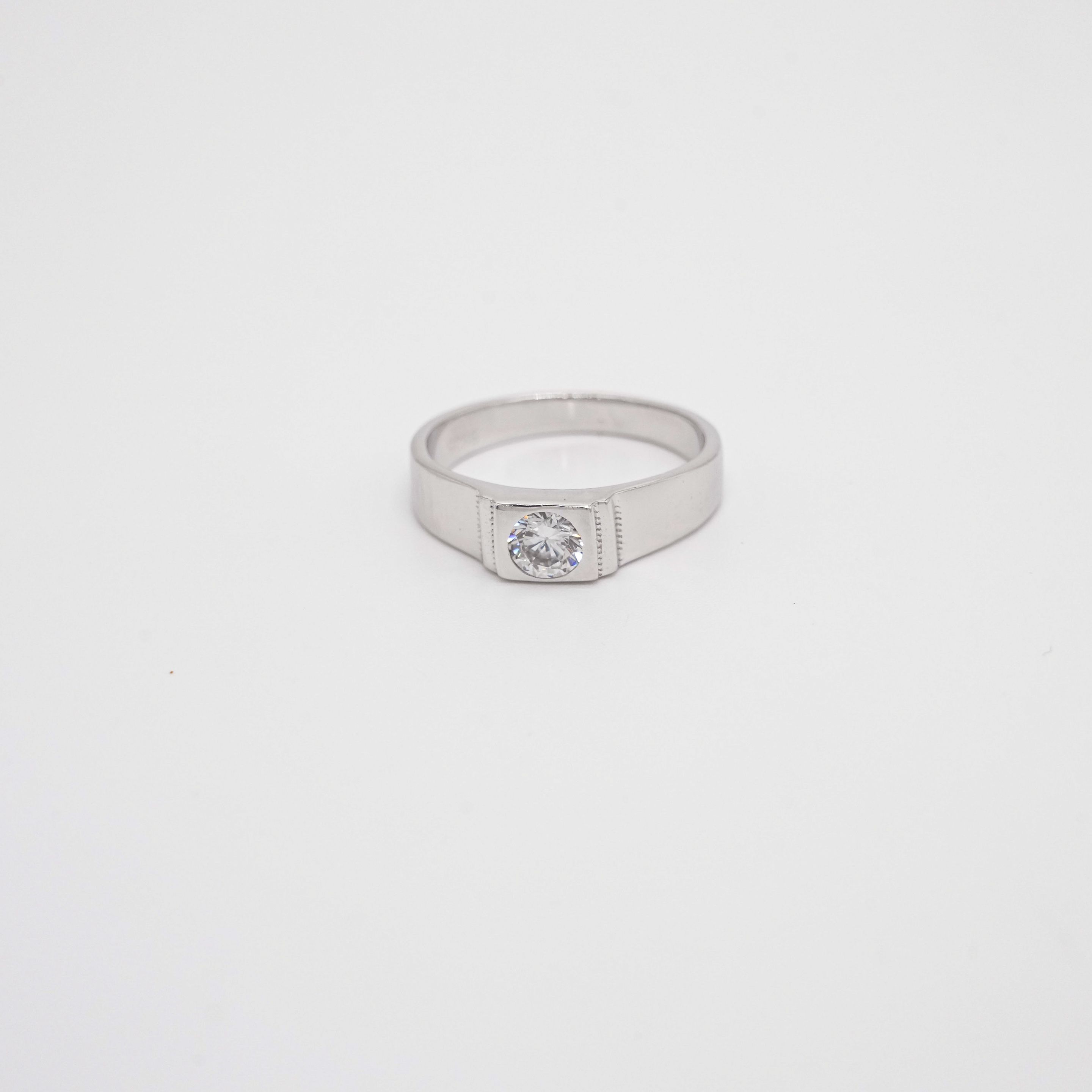 Arham Silver Palace - Silver Stone Ring