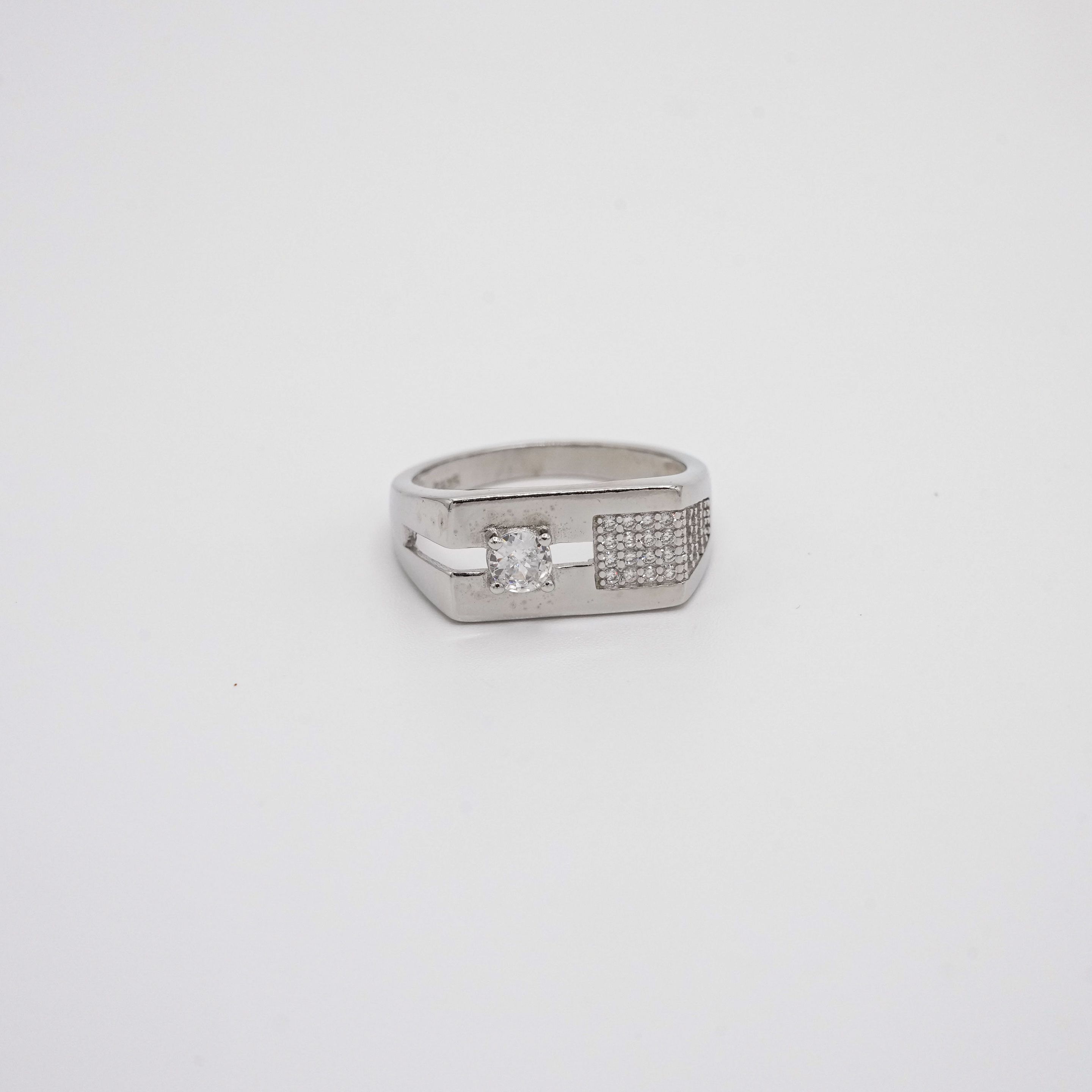 Arham Silver Palace - Silver CZ Ring