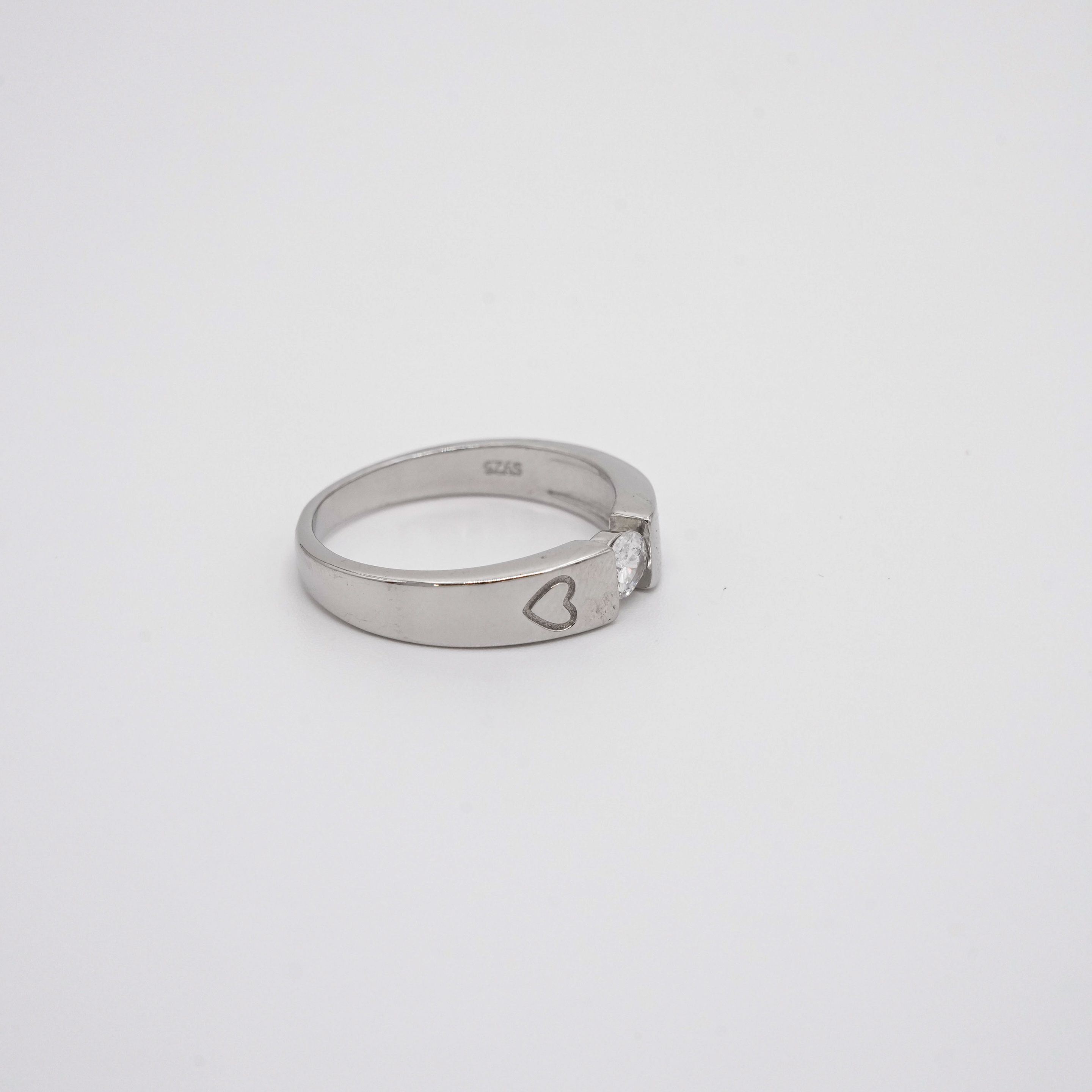 Arham Silver Palace - Silver Heart Ring