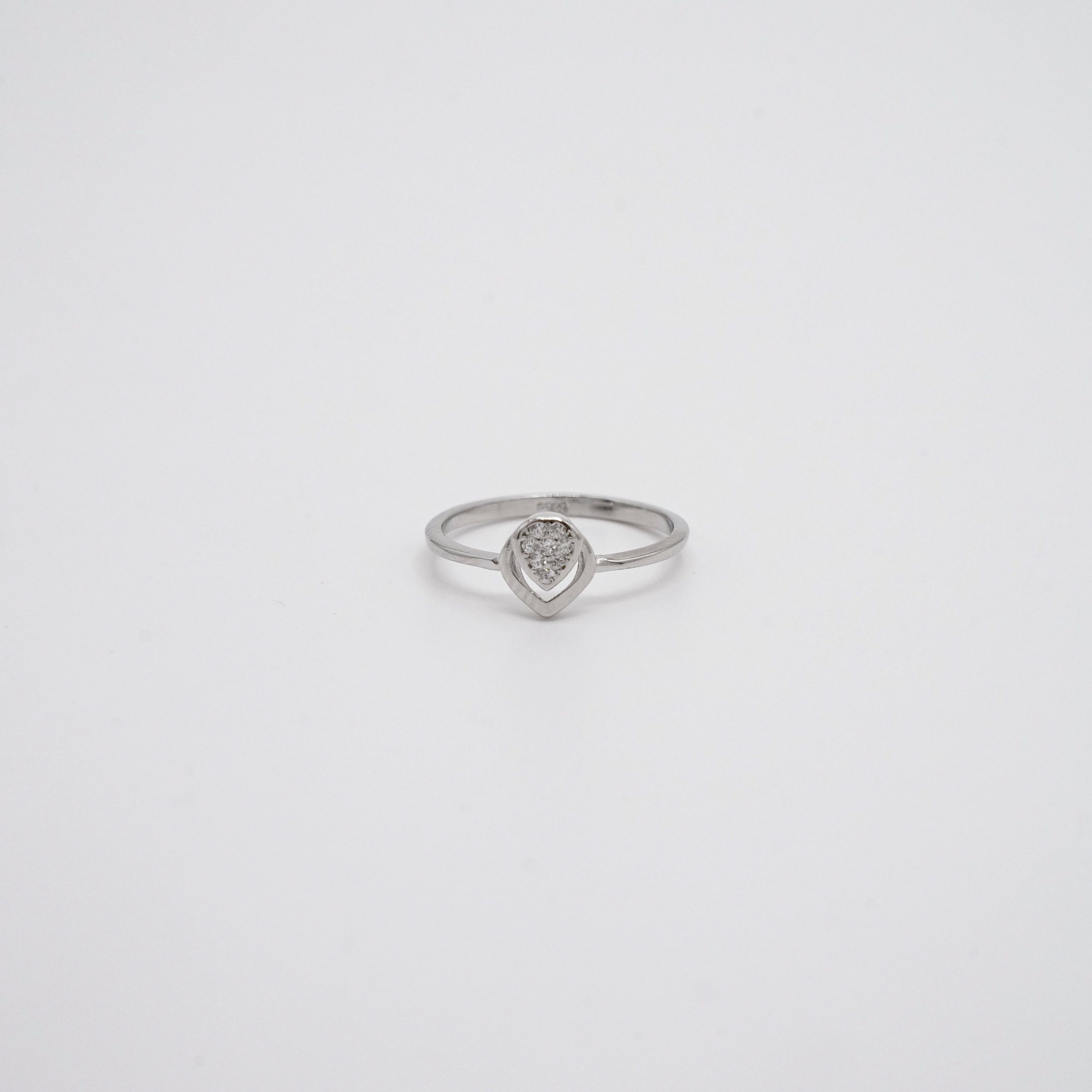 Arham Silver Palace - Silver Heart Ring