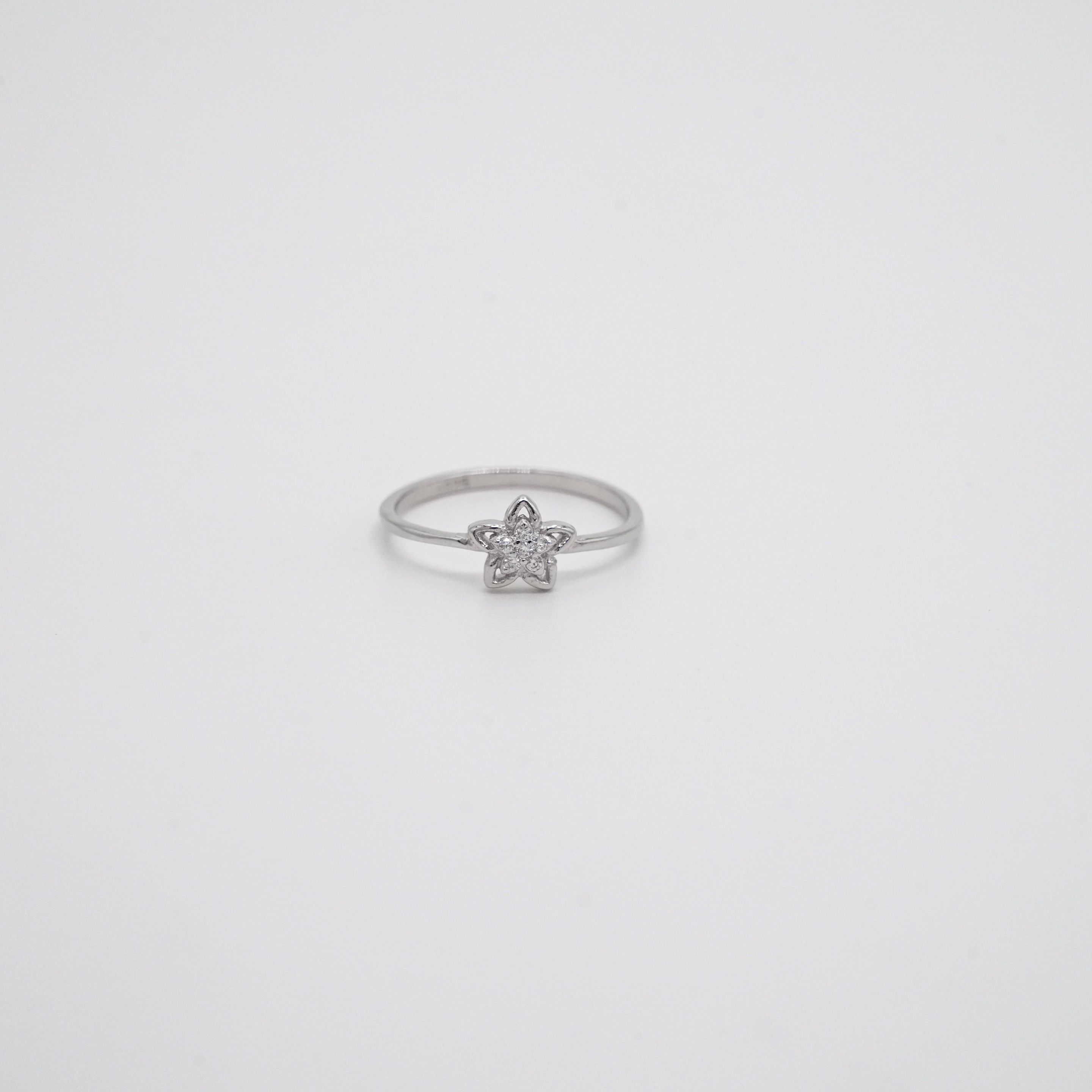 Arham Silver Palace - Silver Flower Ring