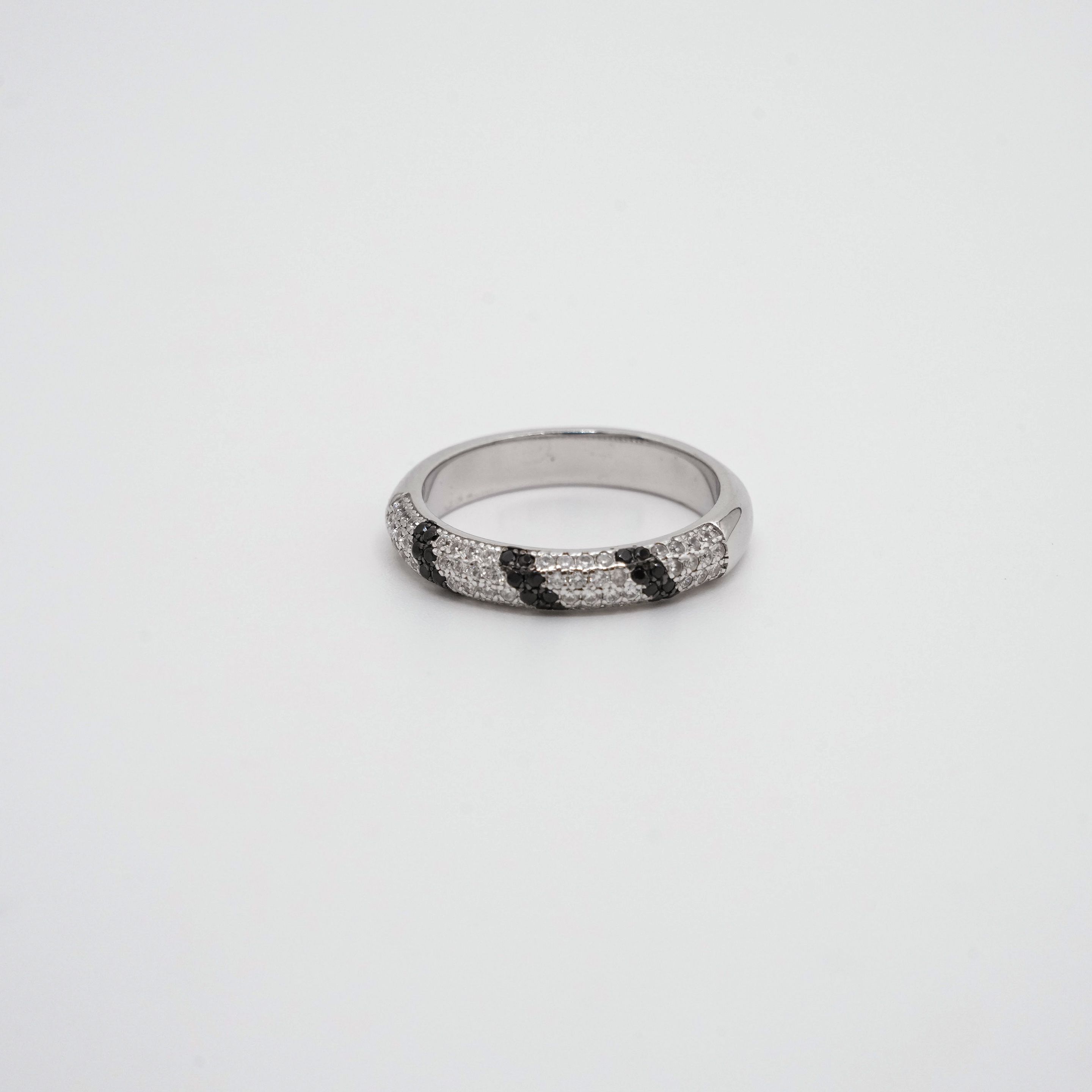 Arham Silver Palace - Silver Band Ring