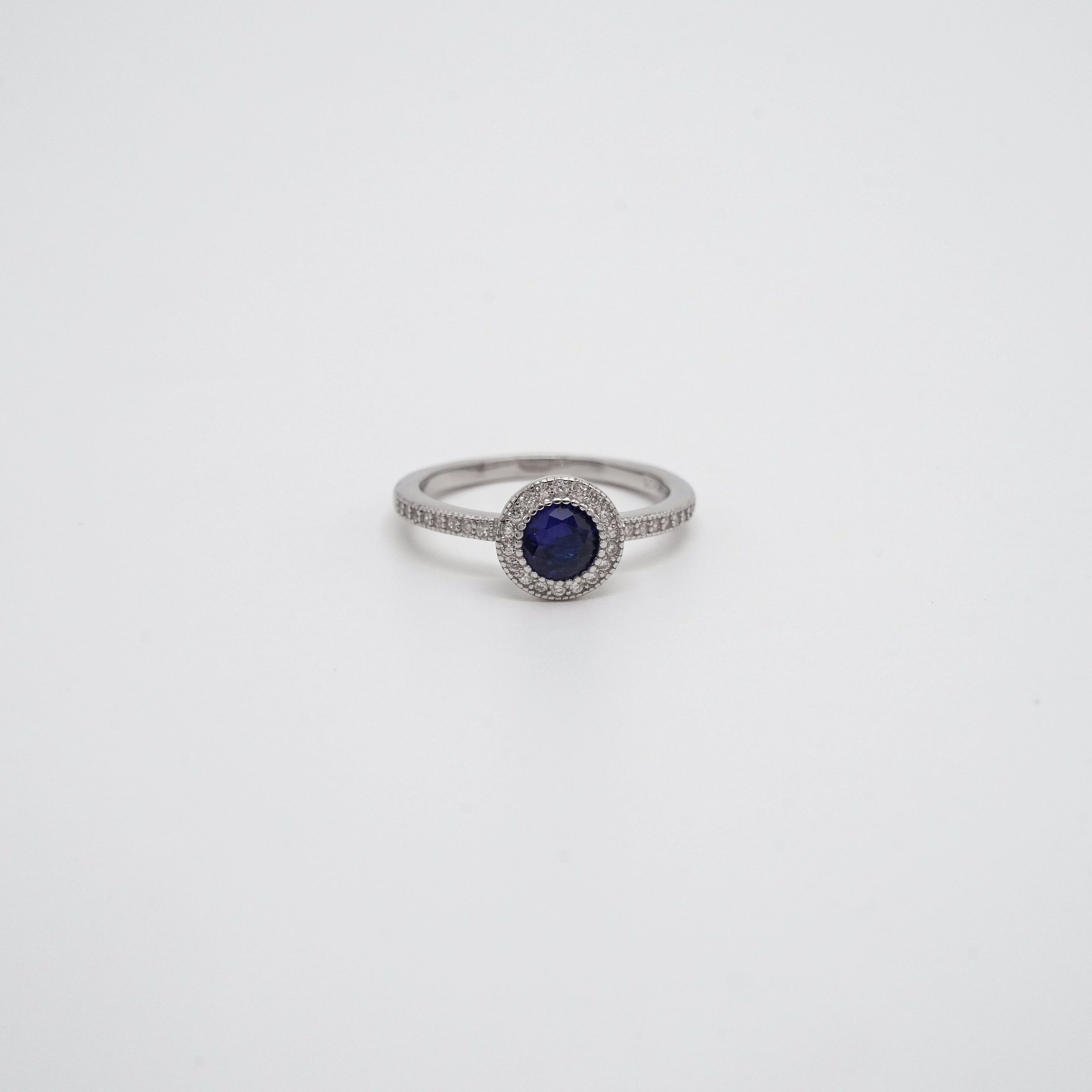 Arham Silver Palace - Silver Halo Ring