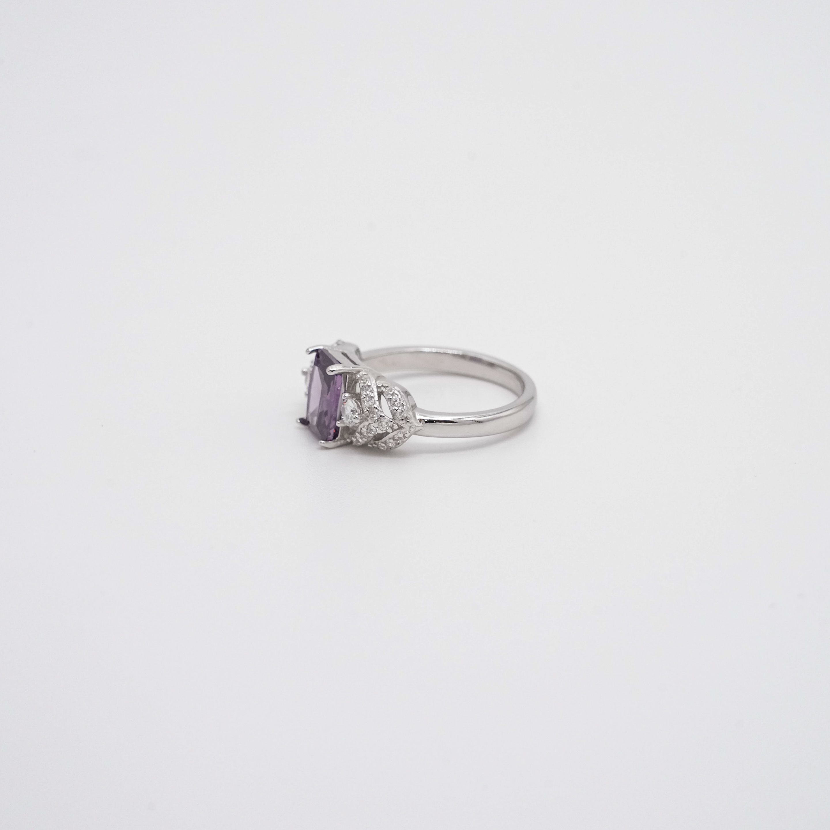 Arham Silver Palace - Silver Stone Ring