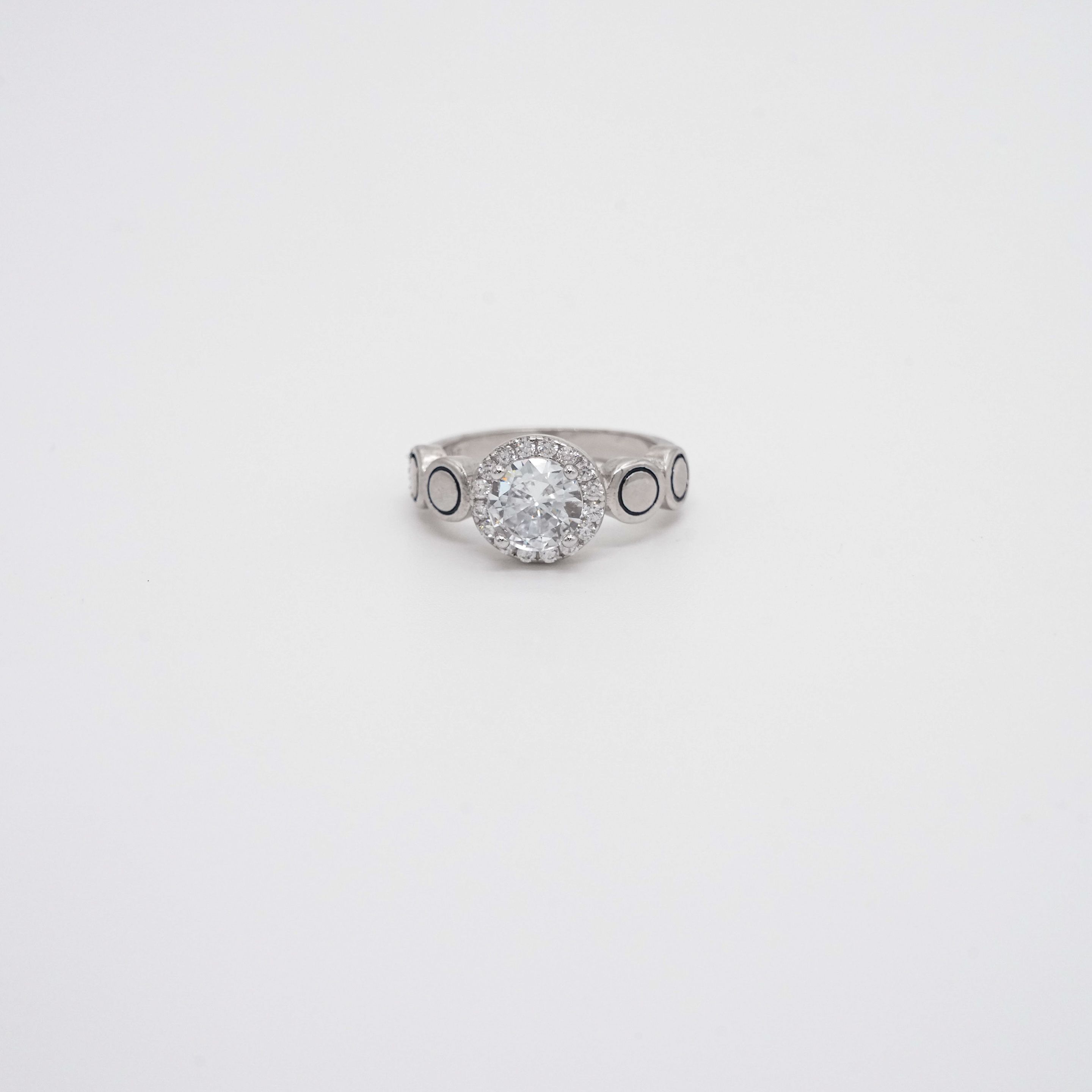 Arham Silver Palace - Silver Halo Ring