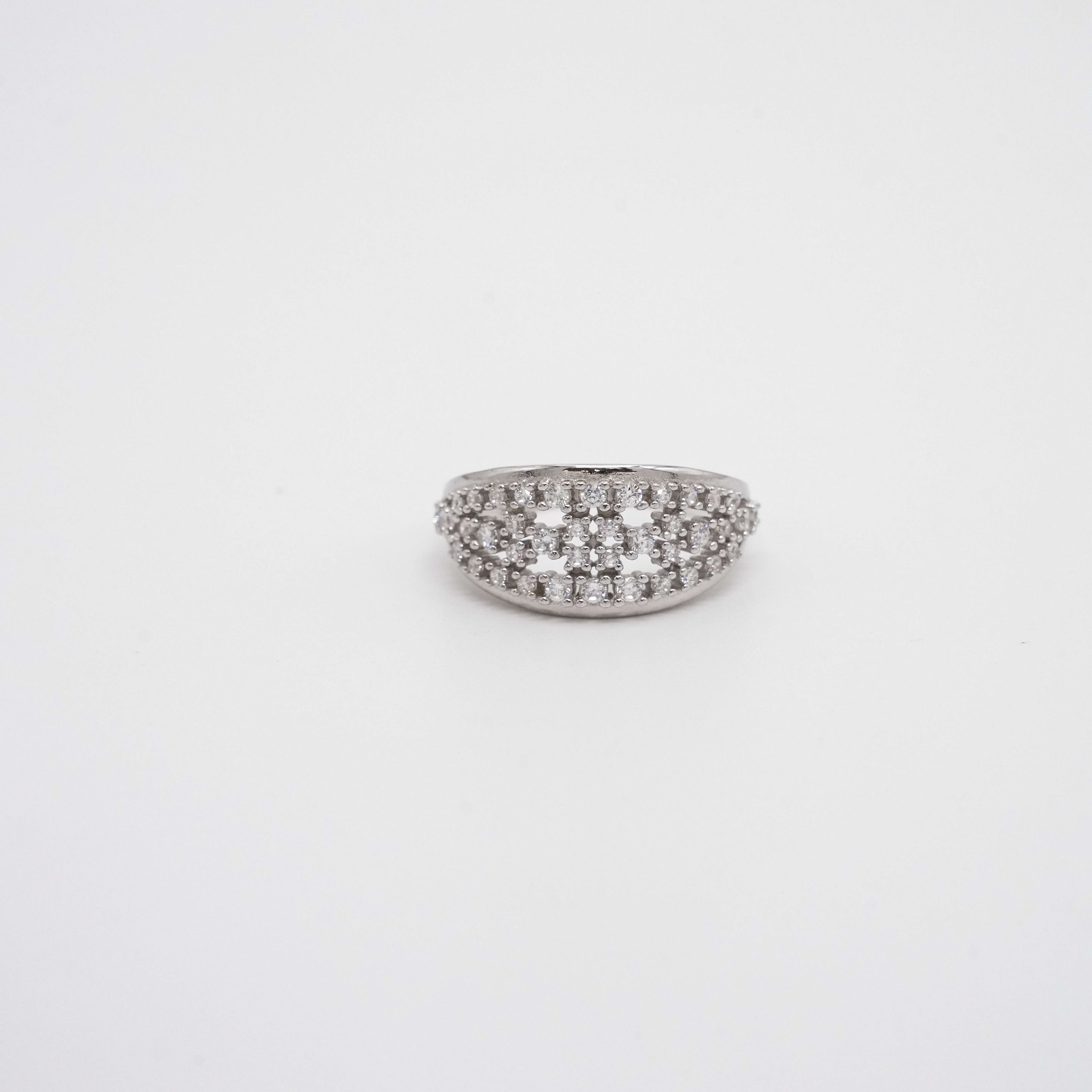Arham Silver Palace - Silver Cluster Ring