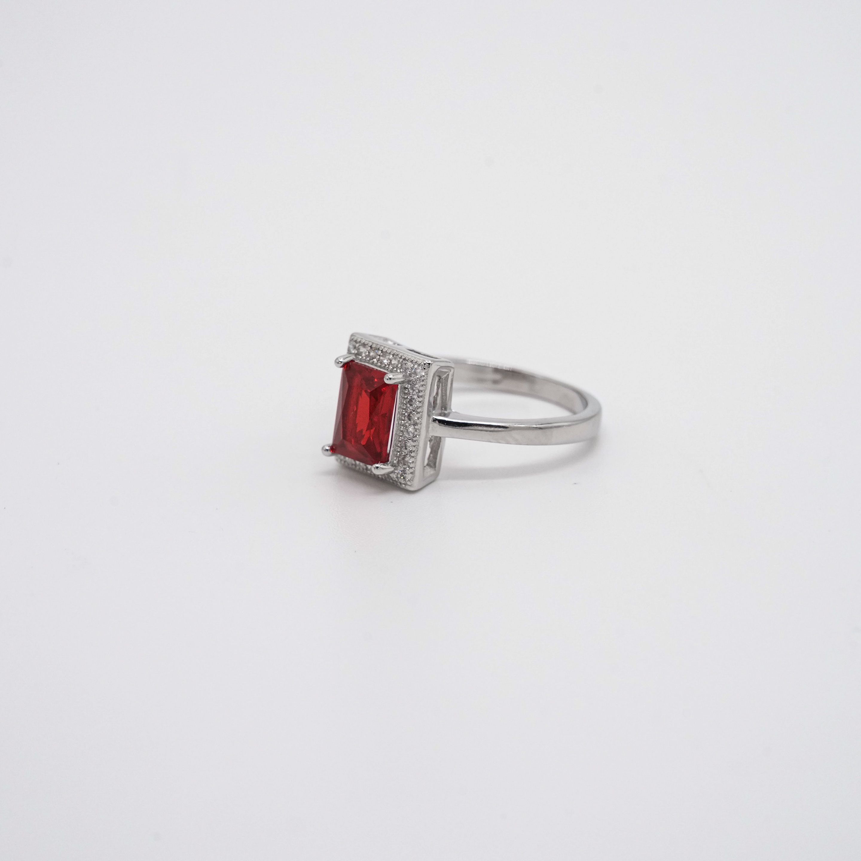 Arham Silver Palace - Silver Gemstone Ring