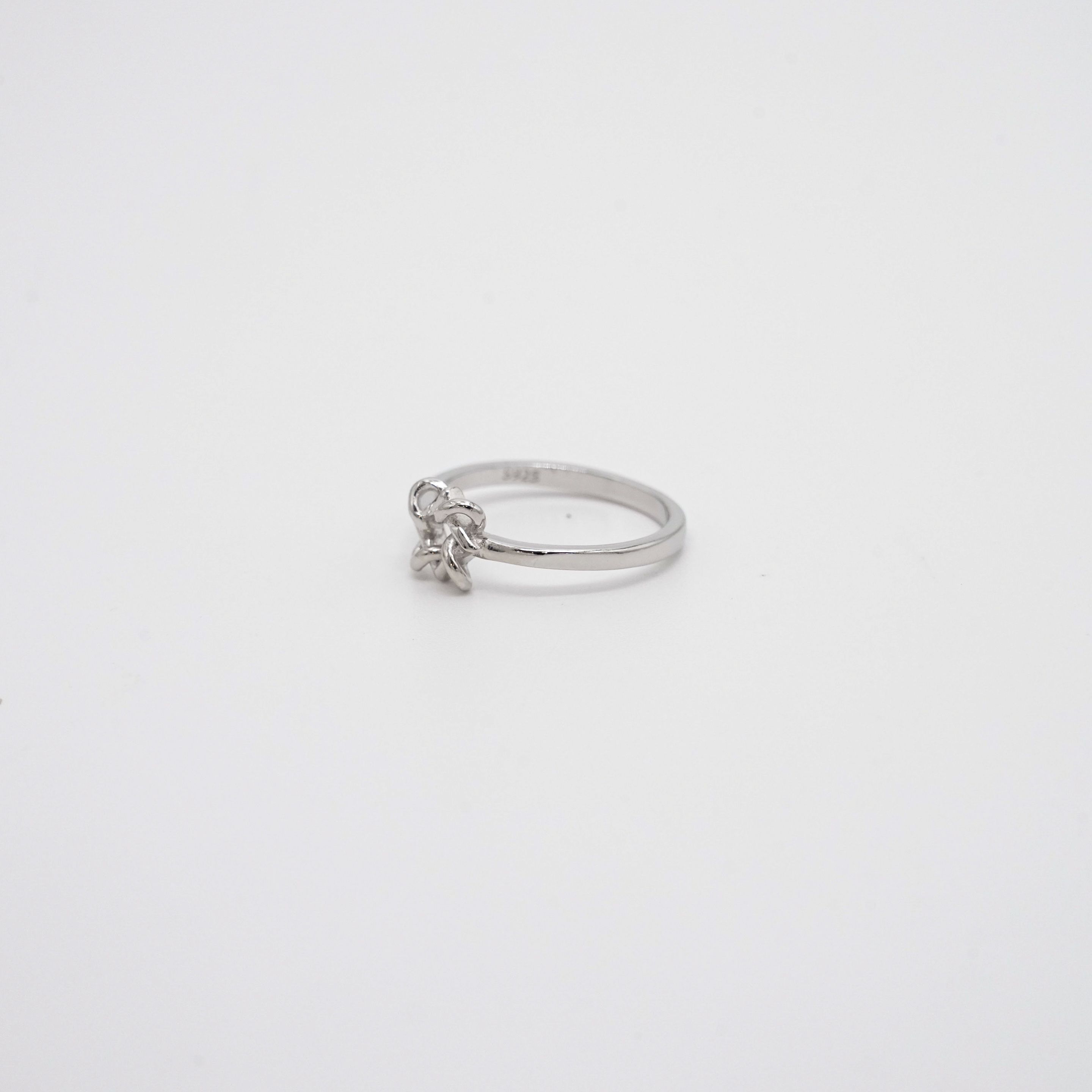 Arham Silver Palace - Silver Flower Ring