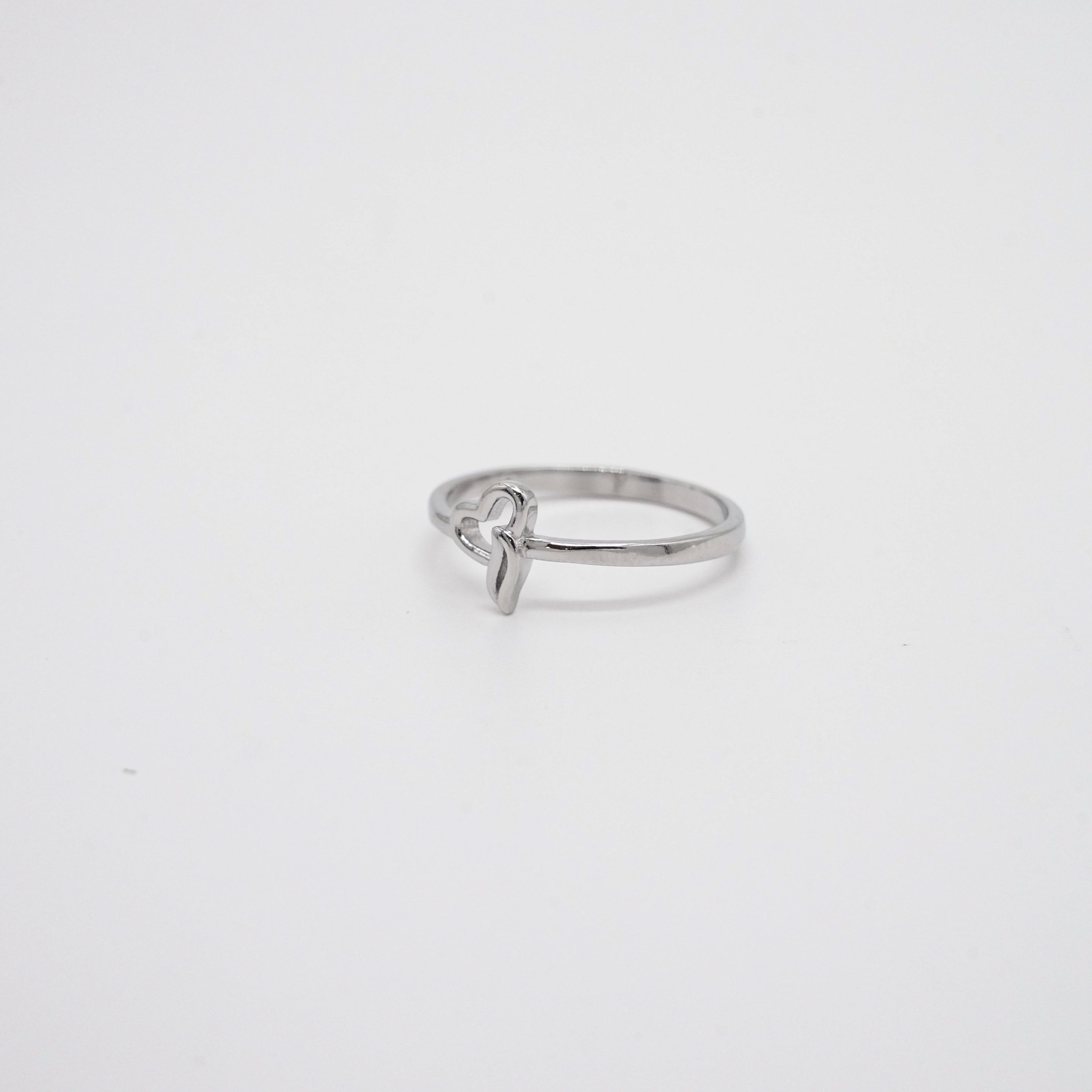 Arham Silver Palace - Silver Heart Ring
