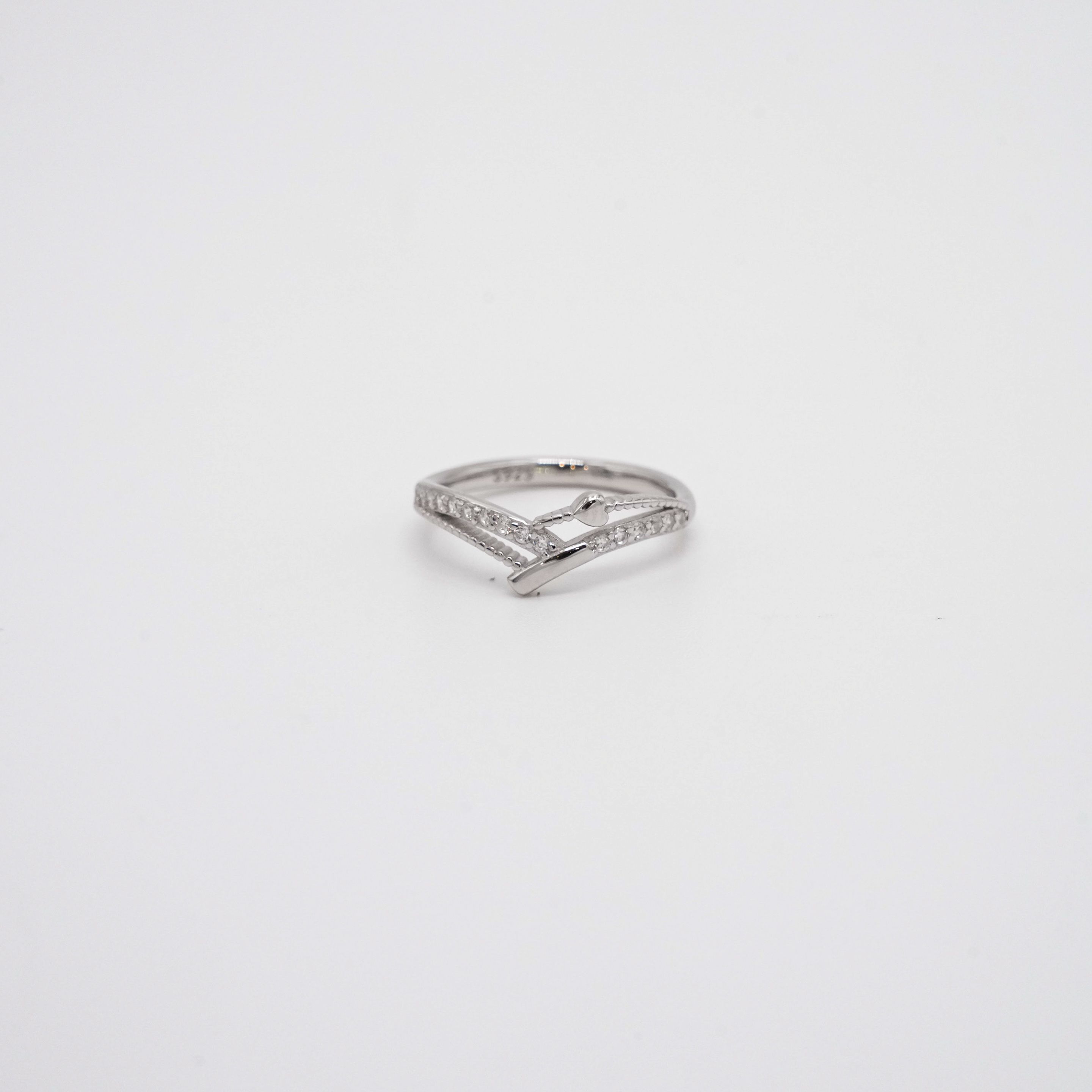 Arham Silver Palace - Silver Heart Ring