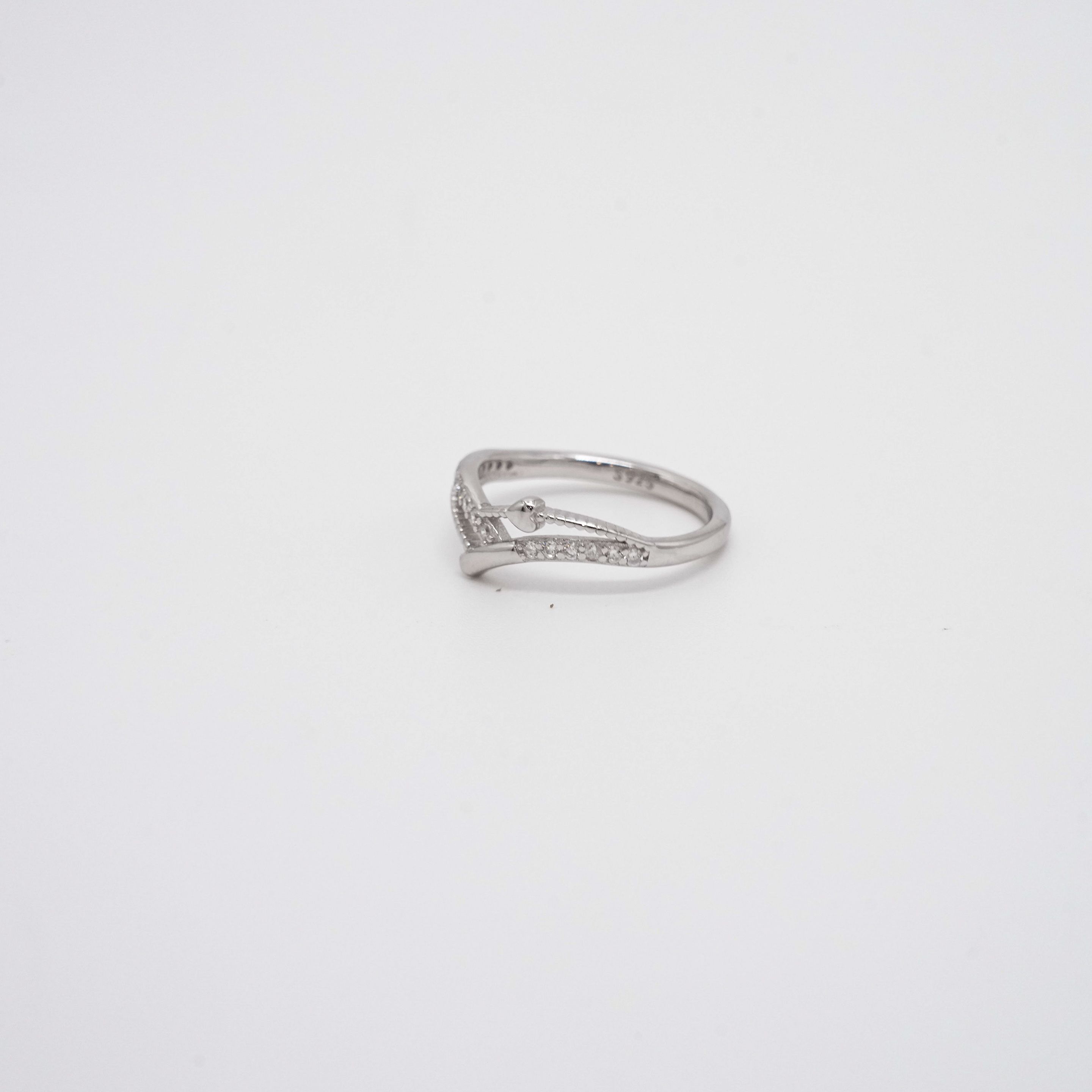 Arham Silver Palace - Silver Heart Ring