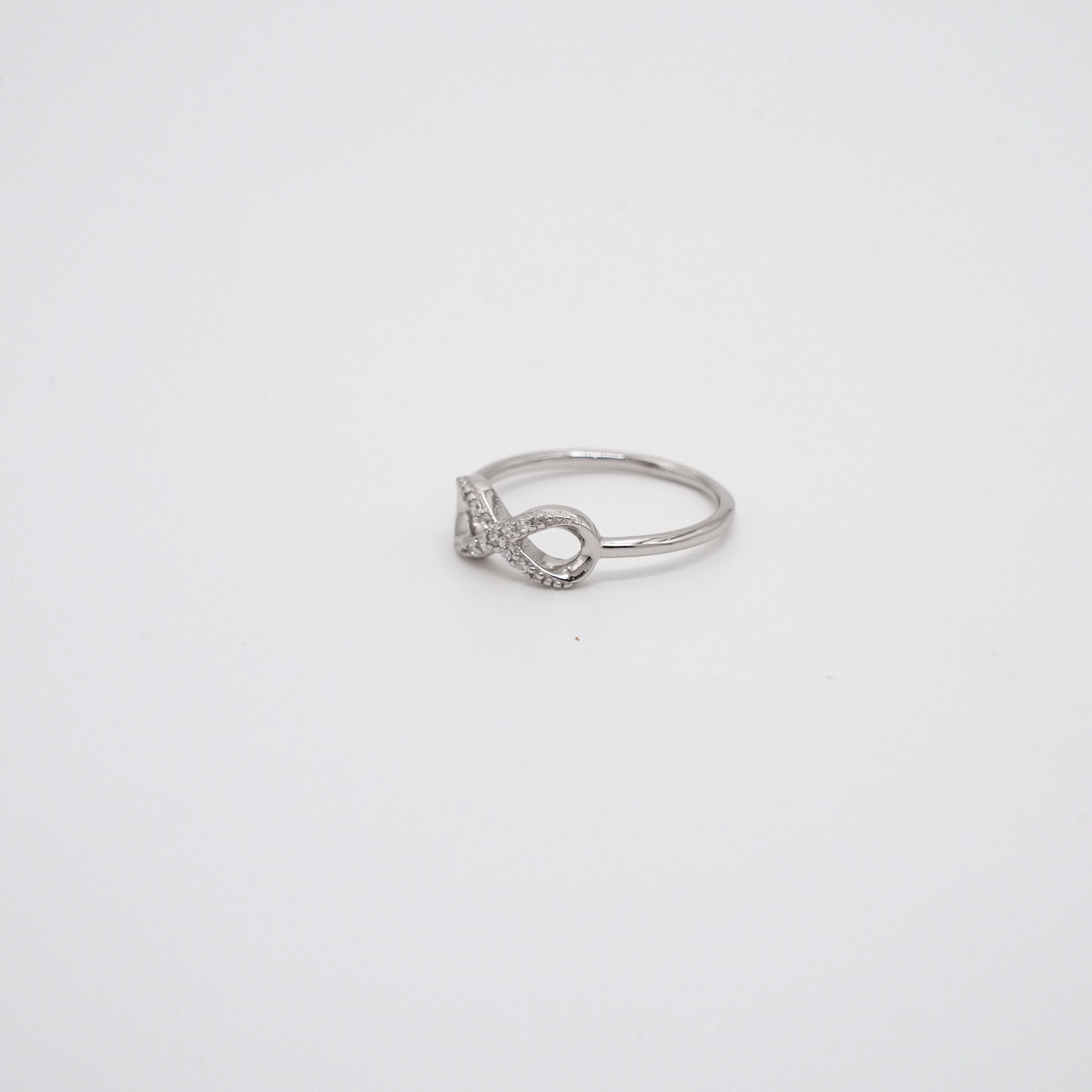 Arham Silver Palace - Silver Infinity Ring