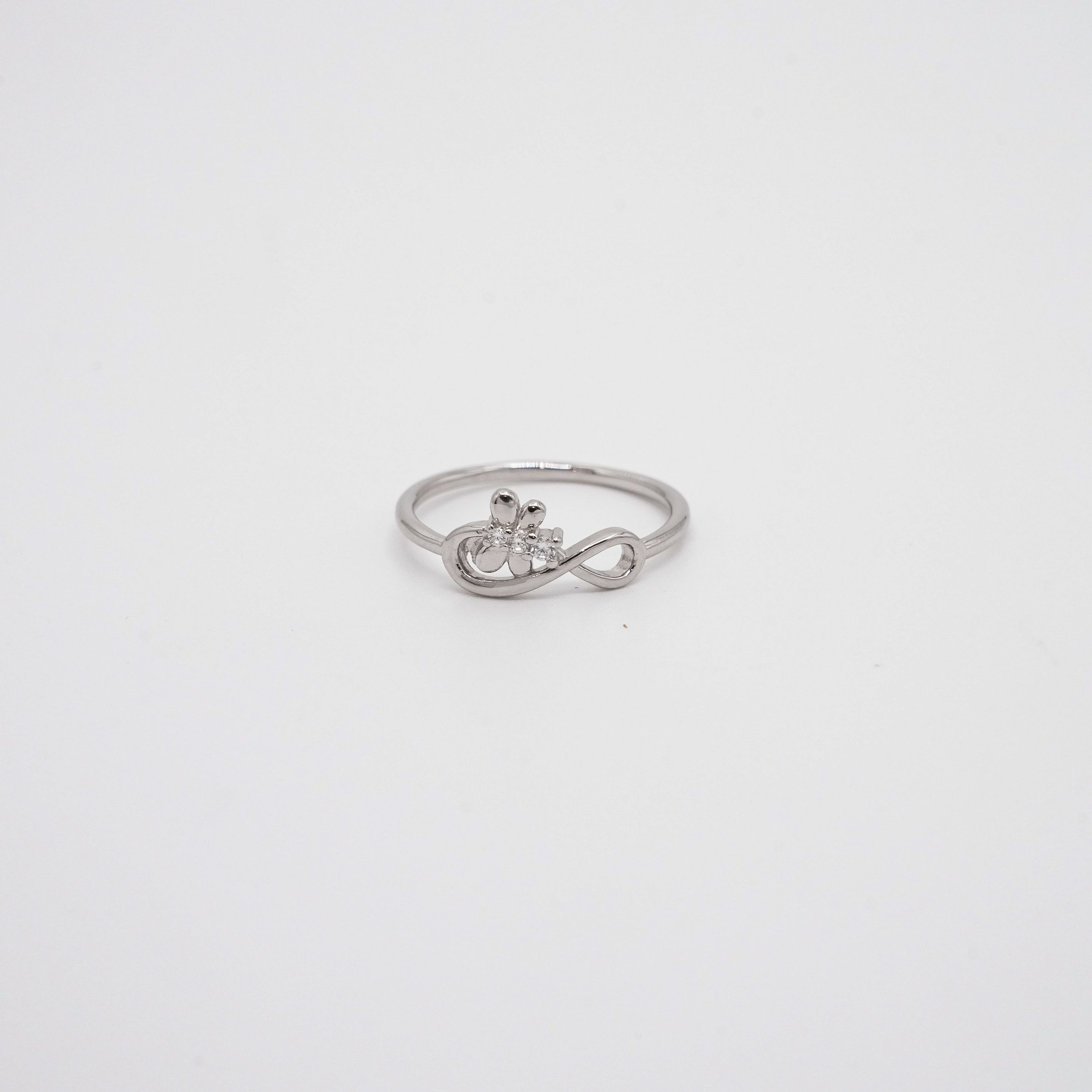Arham Silver Palace - Silver Flower Ring