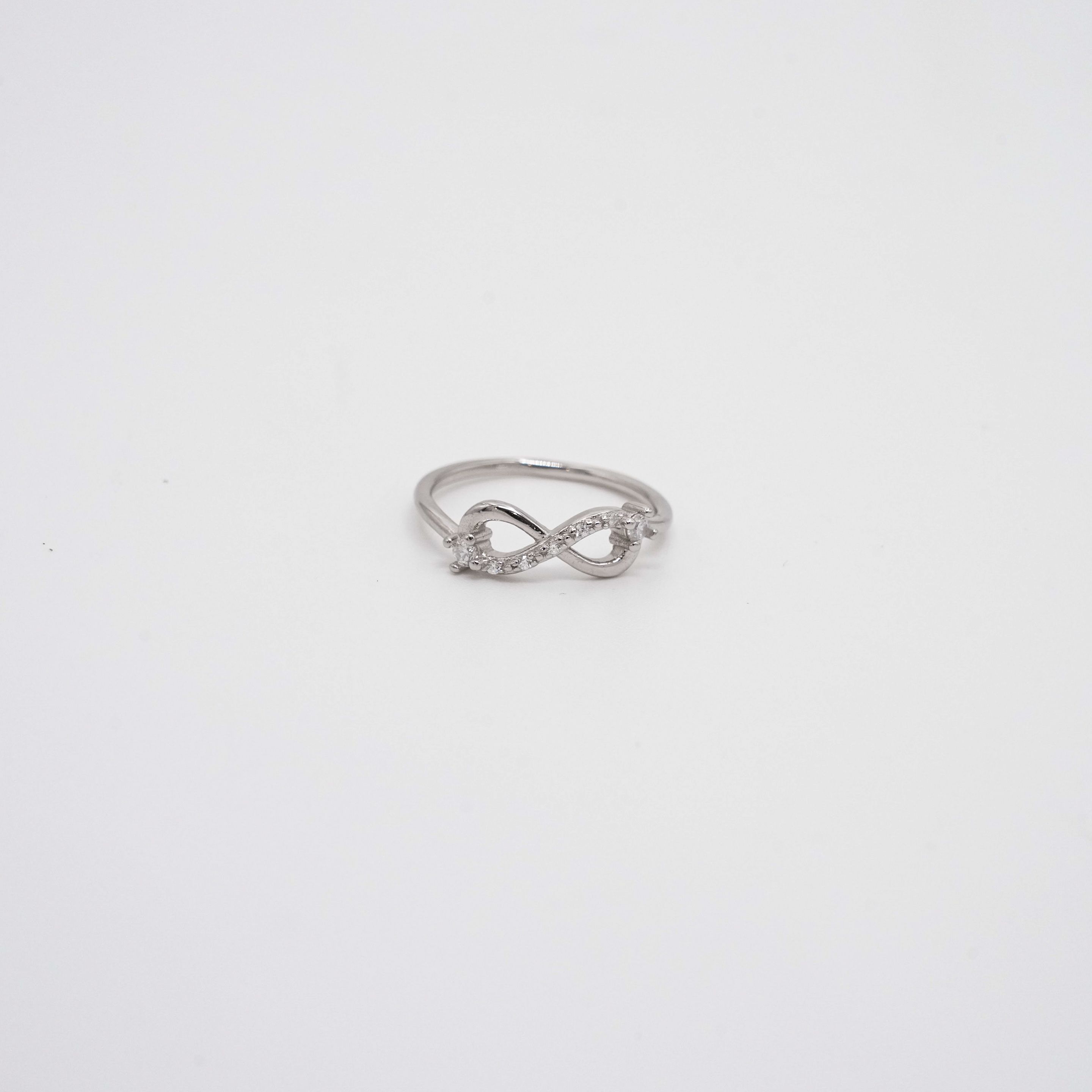 Arham Silver Palace - Silver Infinity Ring