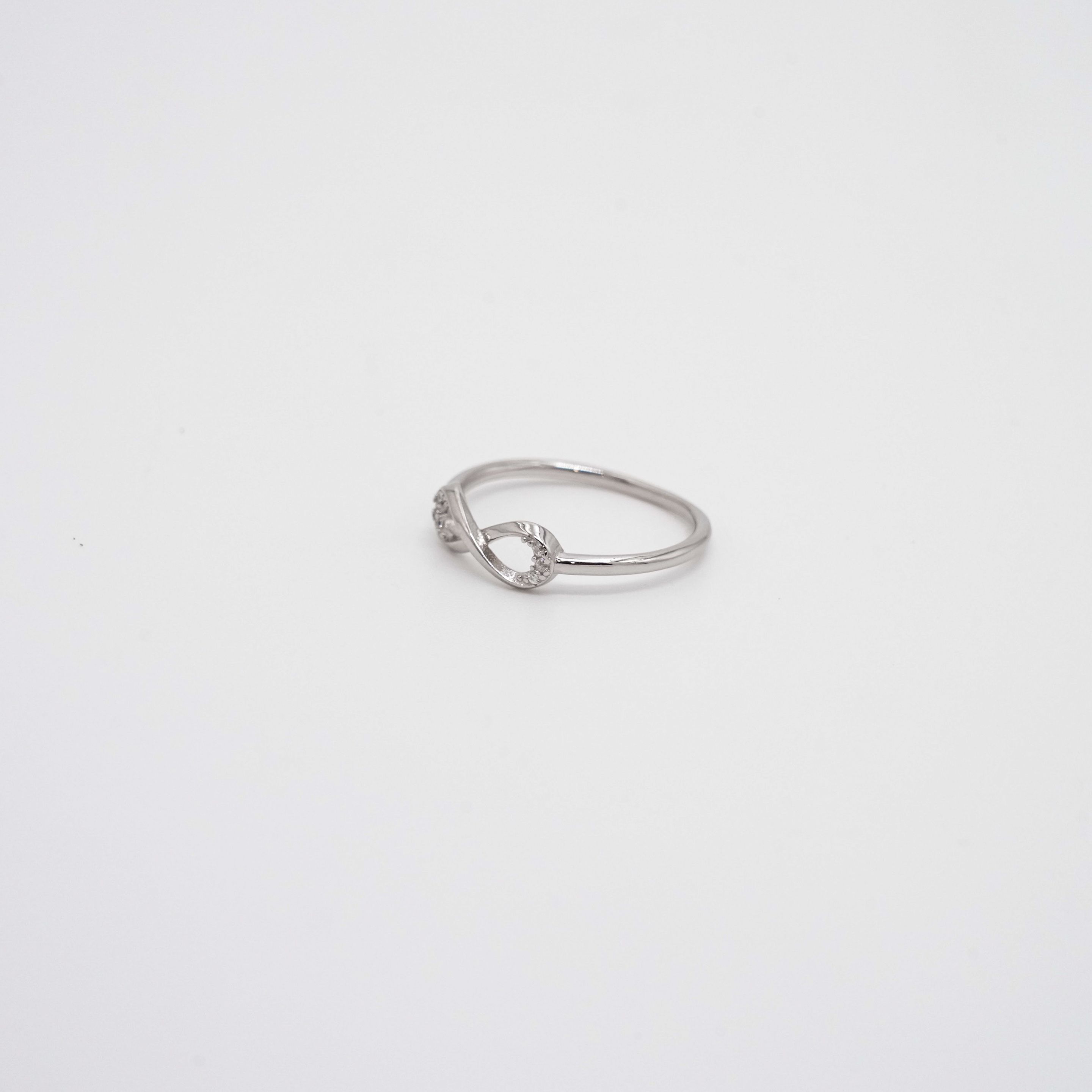 Arham Silver Palace - Silver Infinity Ring