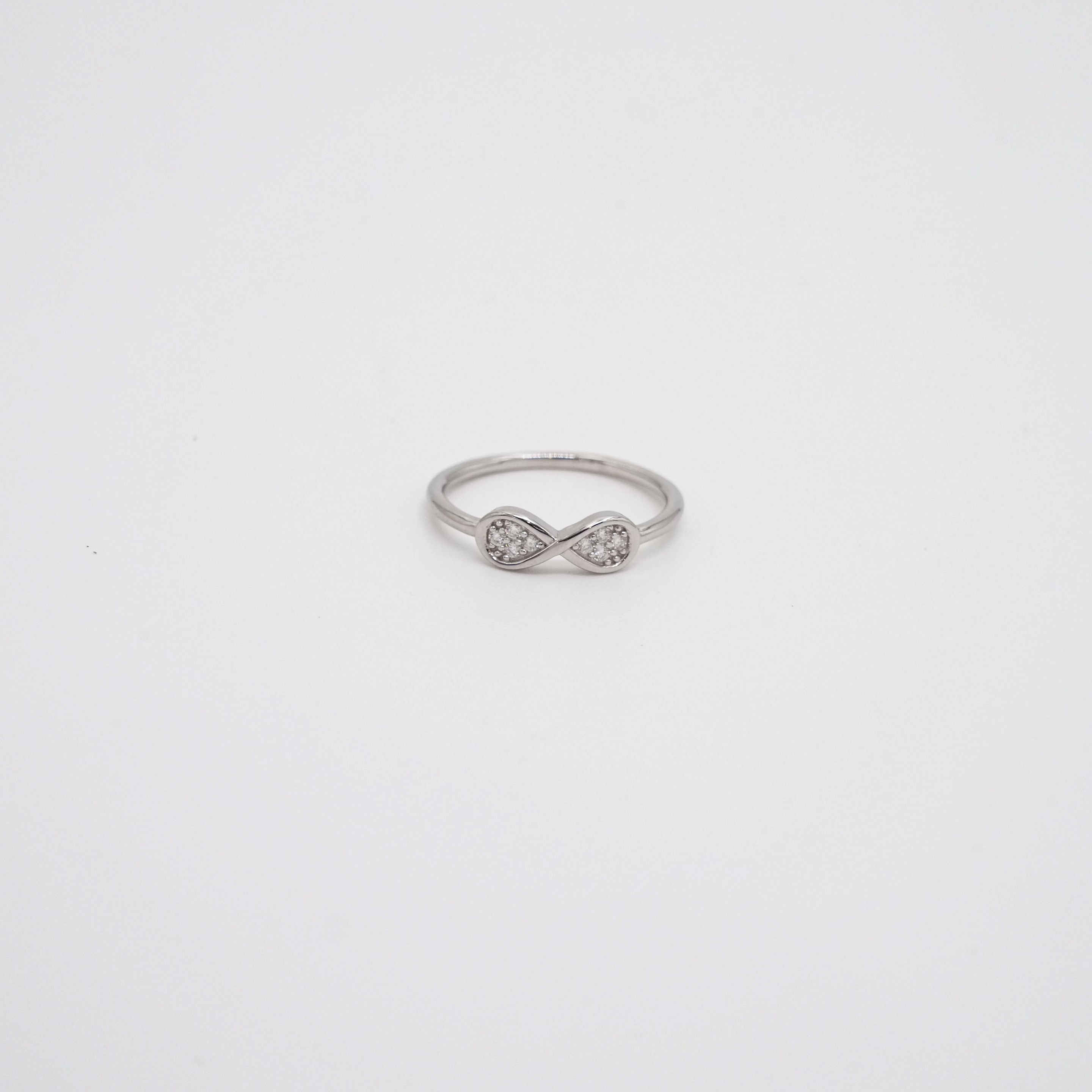 Arham Silver Palace - Silver Infinity Ring