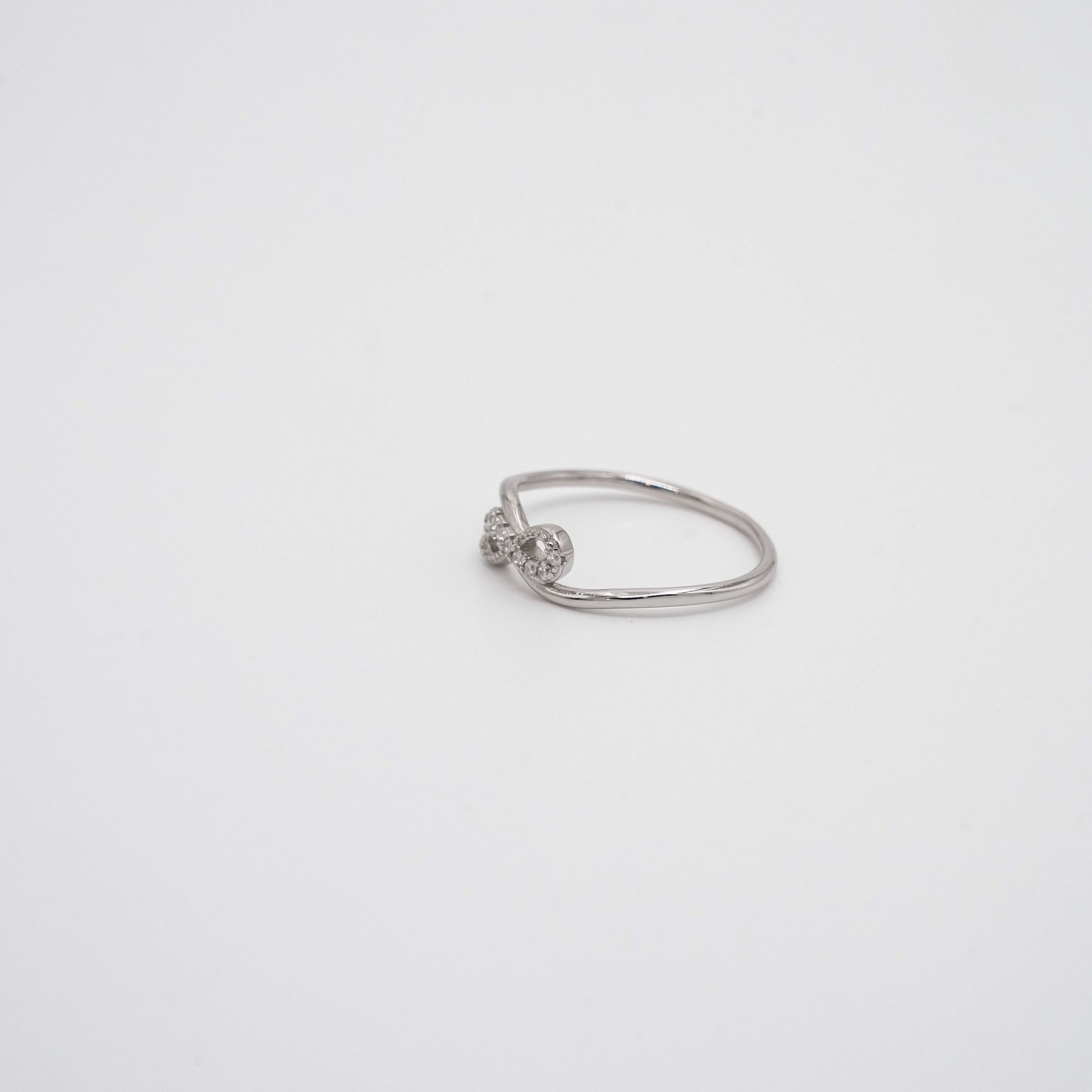 Arham Silver Palace - Silver Infinity Ring