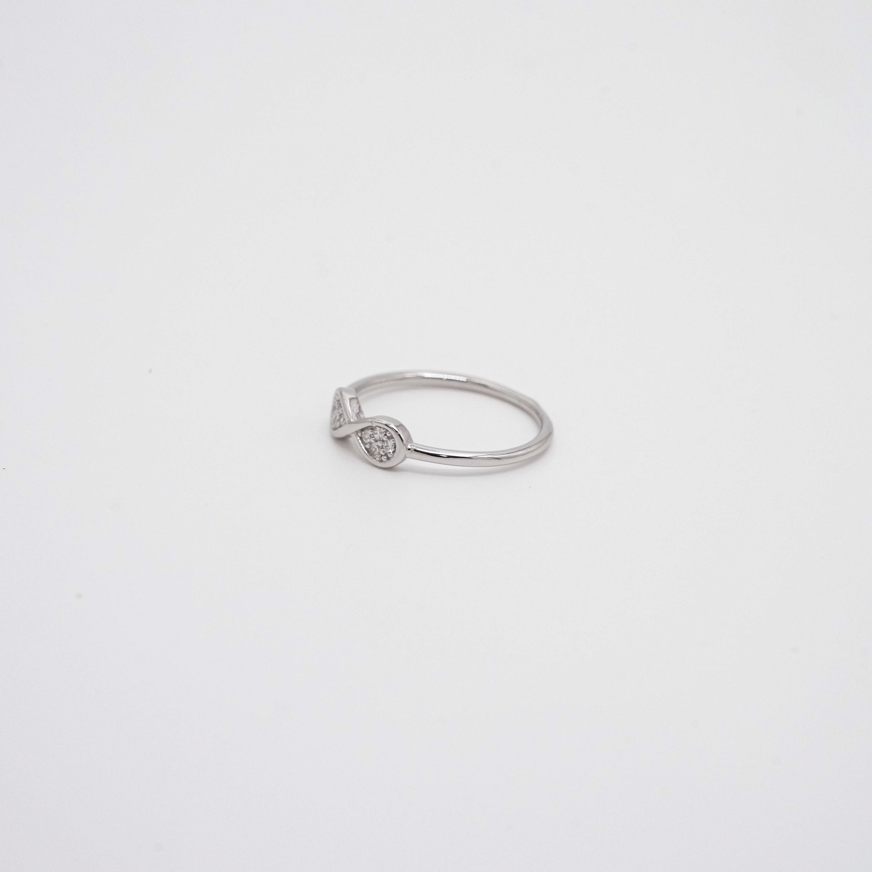 Arham Silver Palace - Silver Infinity Ring