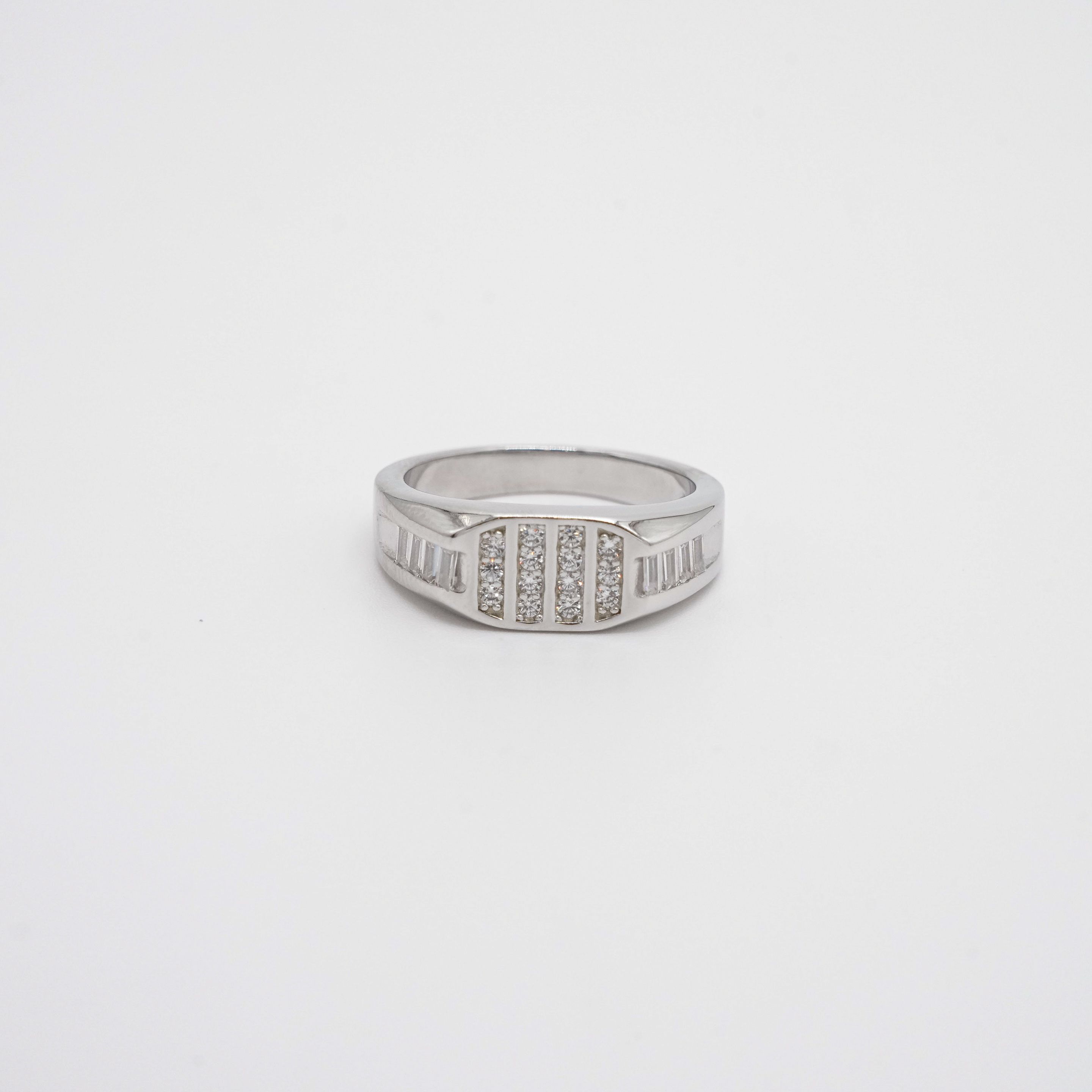 Arham Silver Palace - Silver Stone Ring