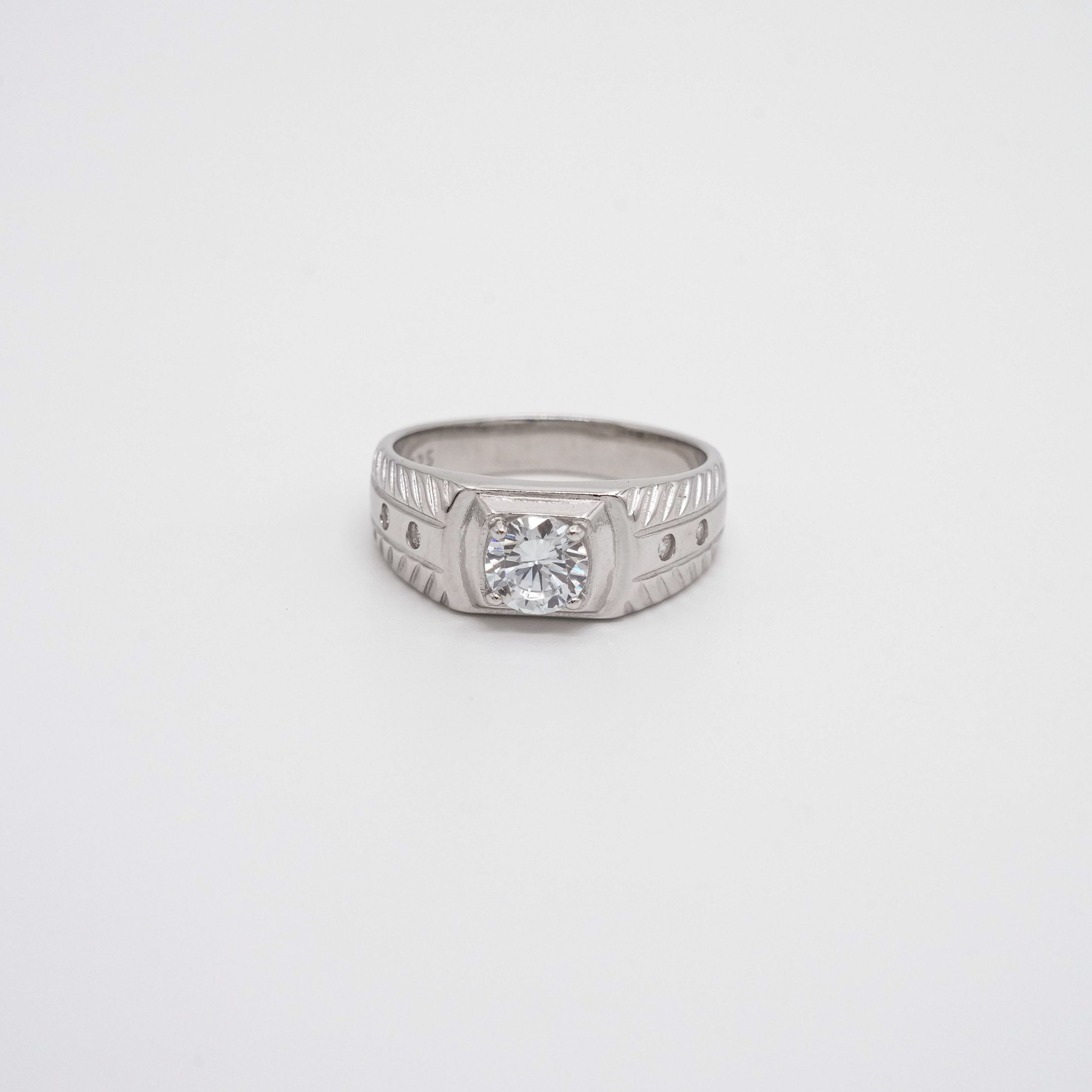 Arham Silver Palace - Silver Stone Ring