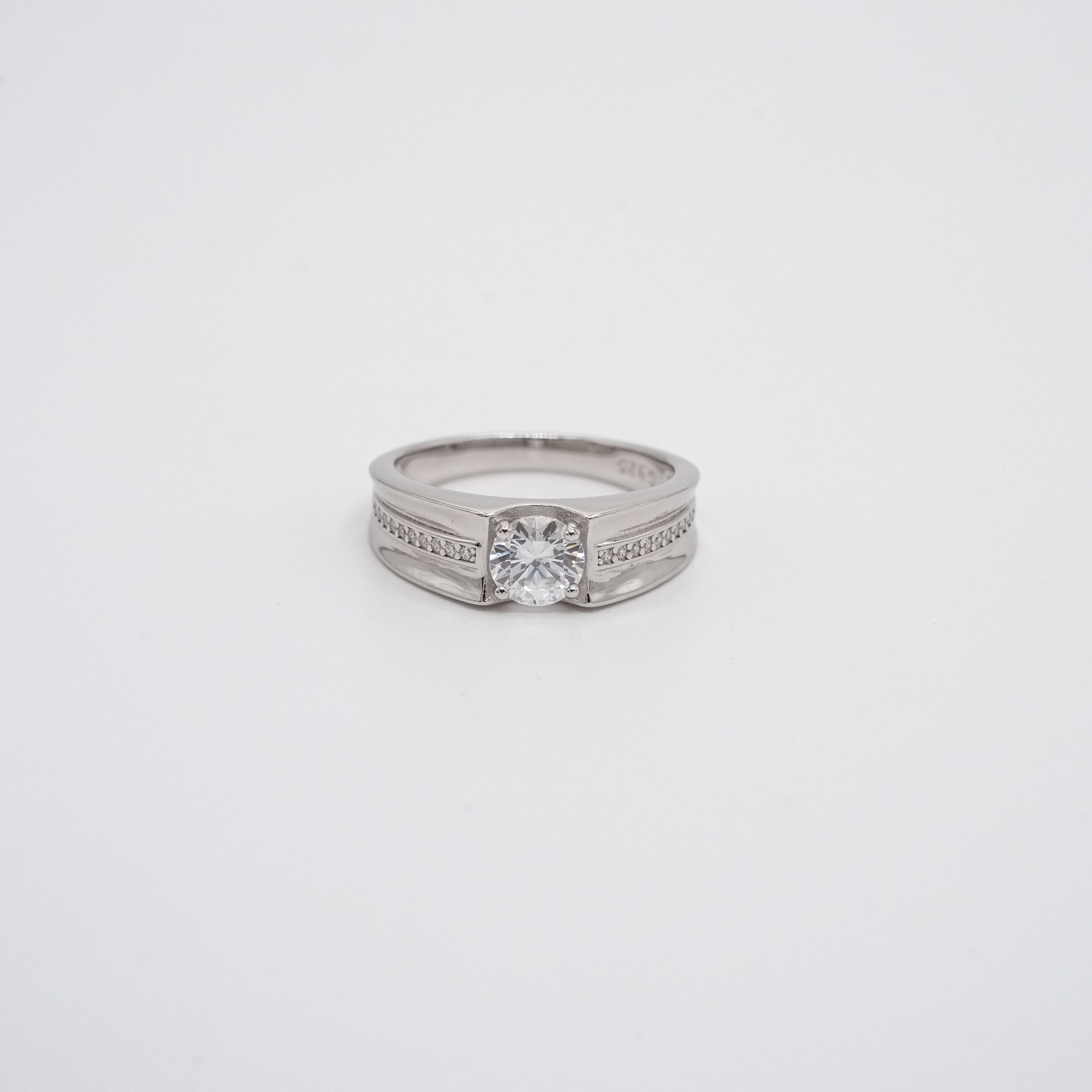 Arham Silver Palace - Silver Round Ring