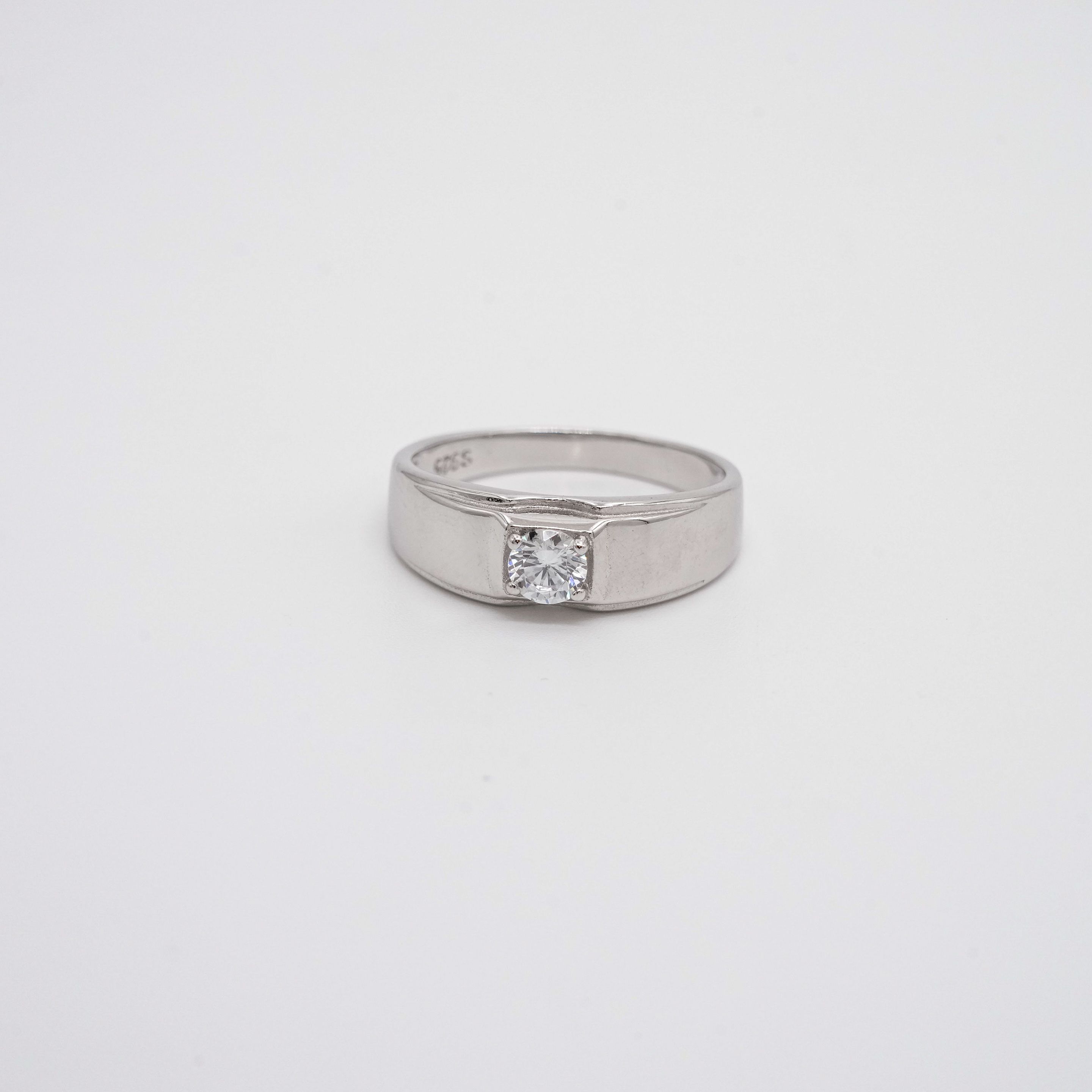 Arham Silver Palace - Silver Solitaire Ring