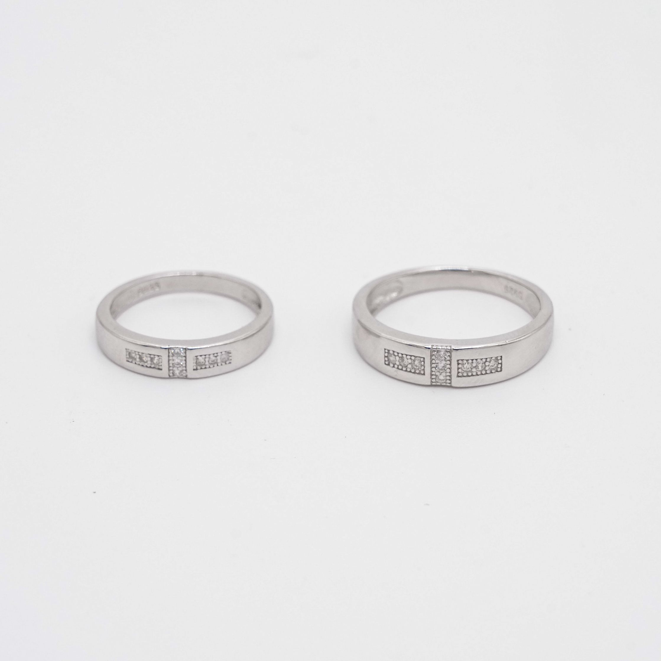 Arham Silver Palace - Silver Couple Rings