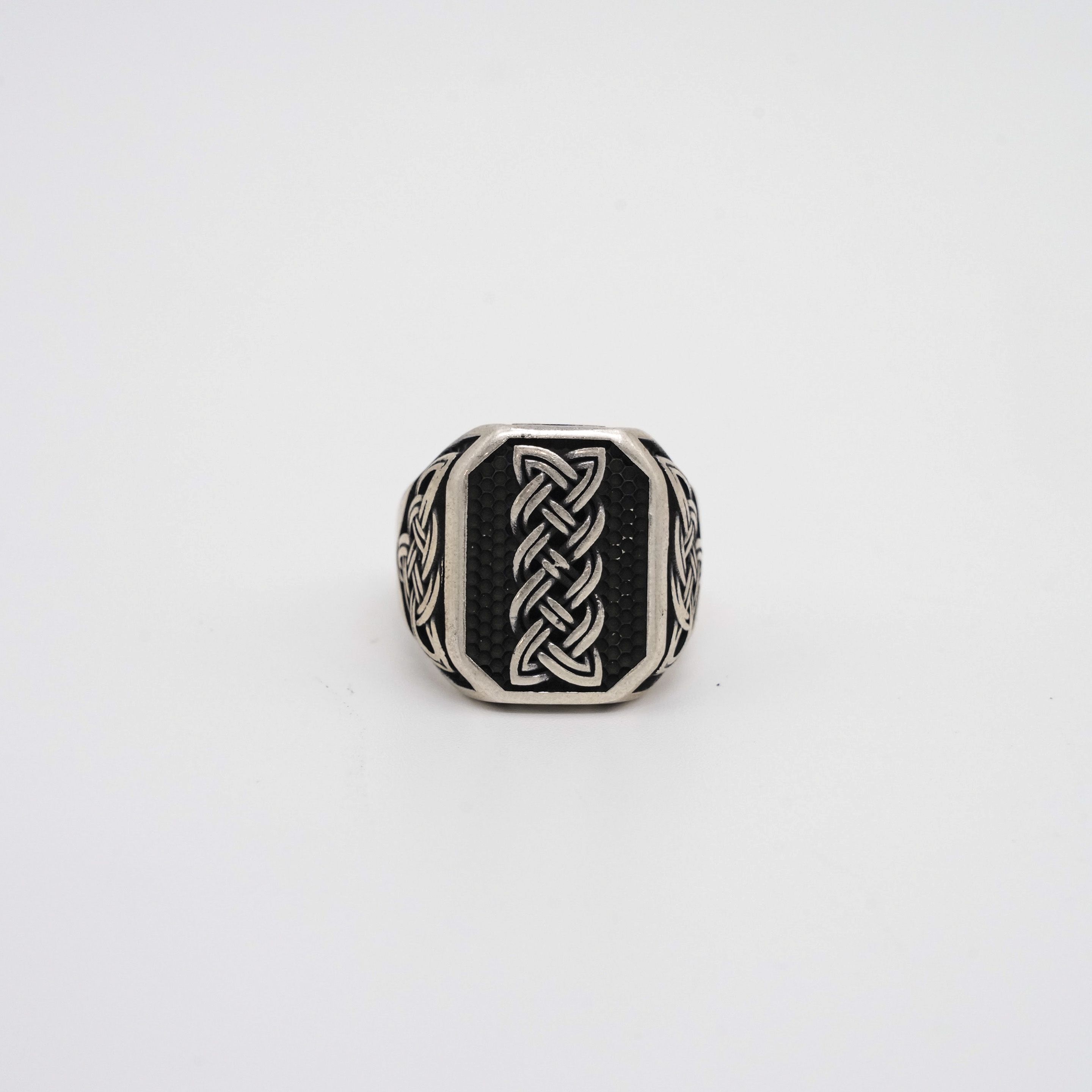 Arham Silver Palace - Silver Celtic Ring