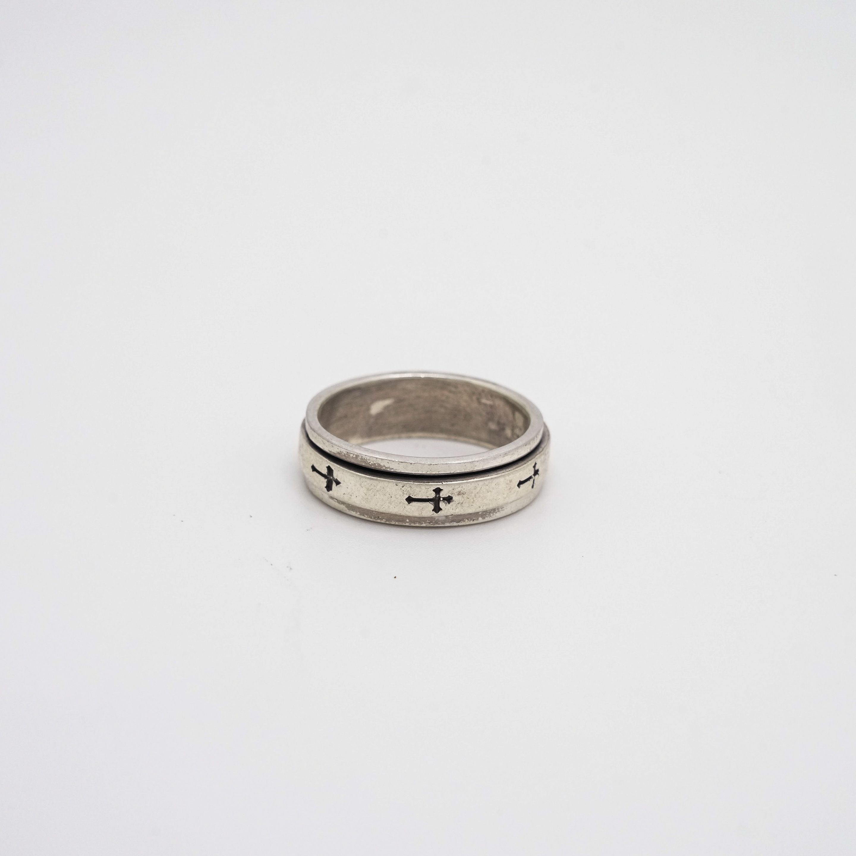 Arham Silver Palace - Silver Cross Ring