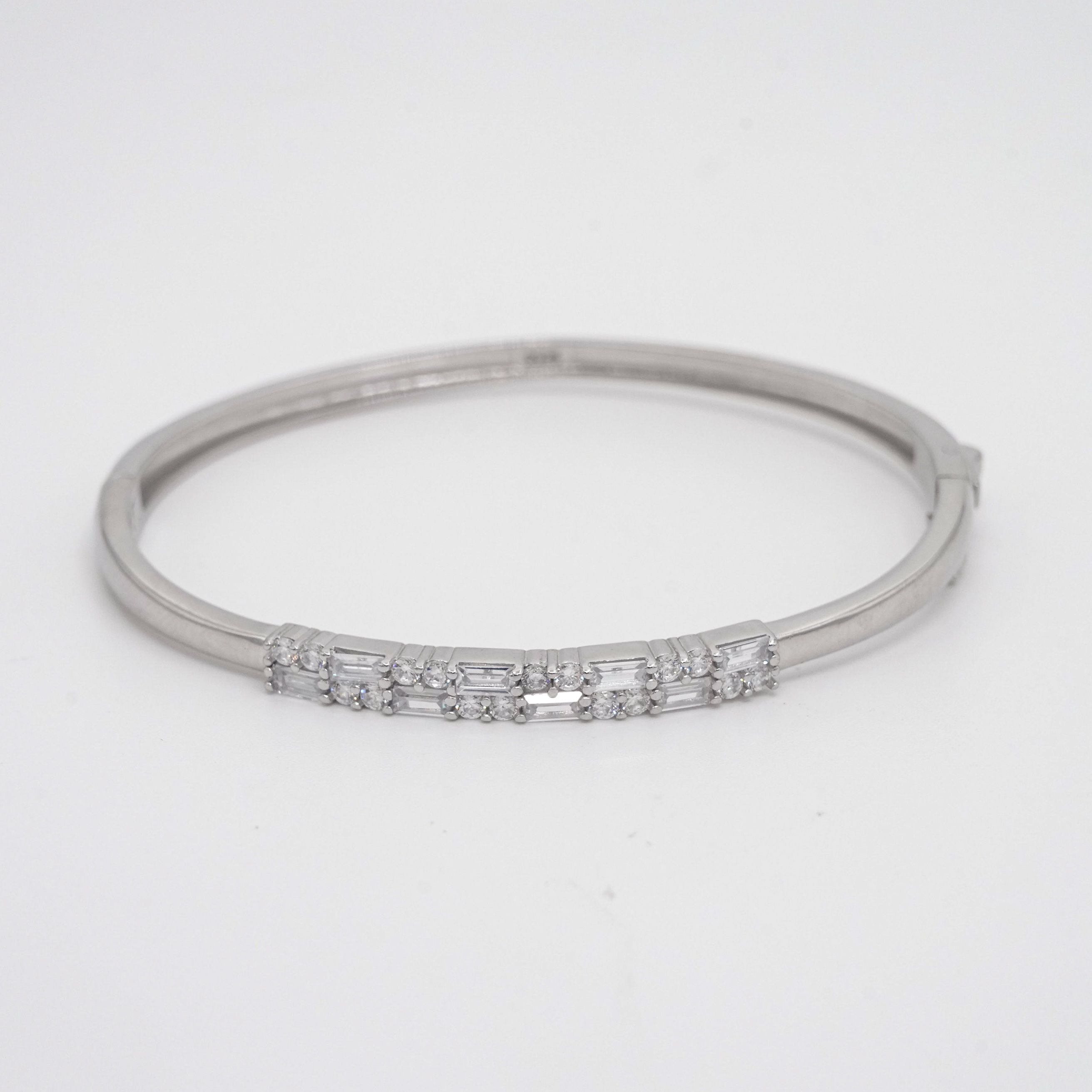 Arham Silver Palace - Silver Stone Bracelet
