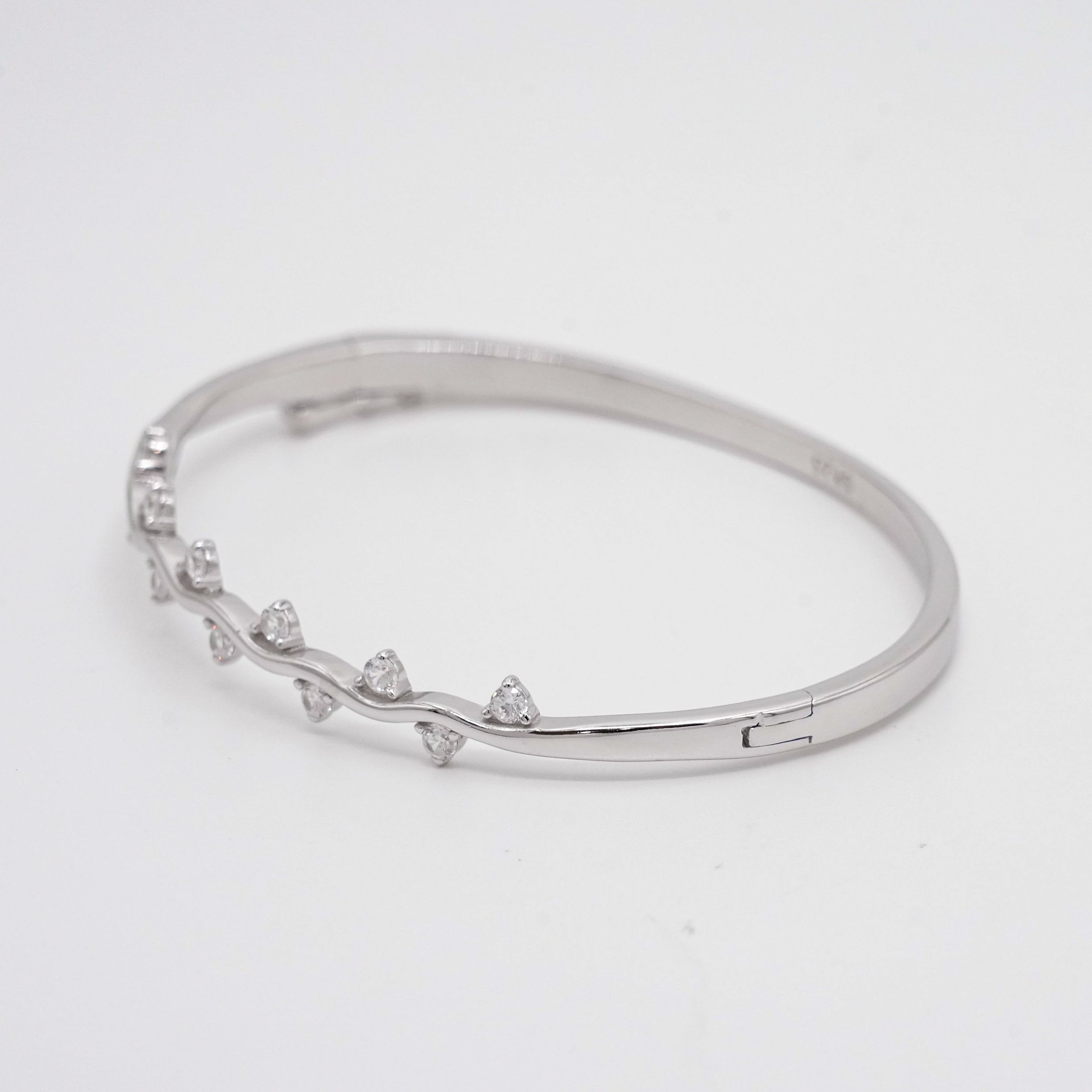 Arham Silver Palace - Silver Stone Bracelet